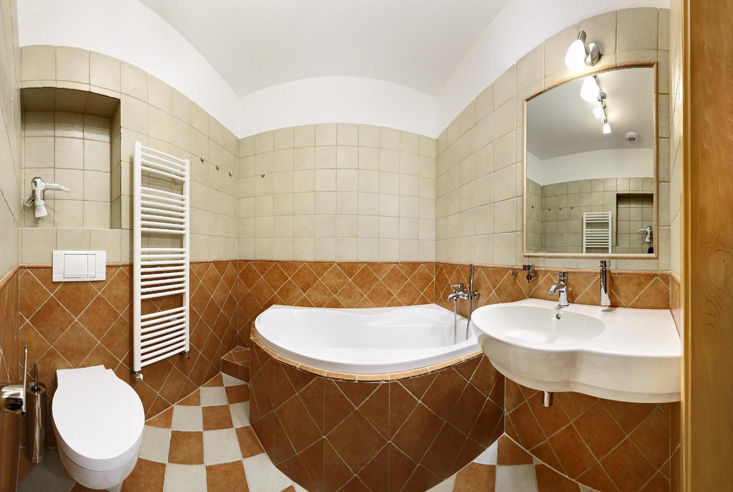 Latran House 71 by KH