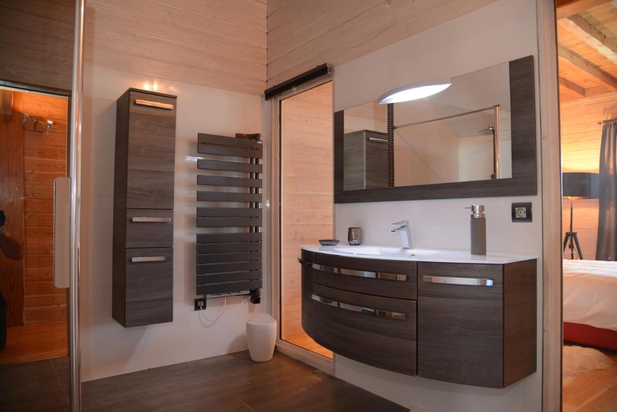 Domaine du Mont Monnet - Chambre d'hotes  Gite - Property Image 9