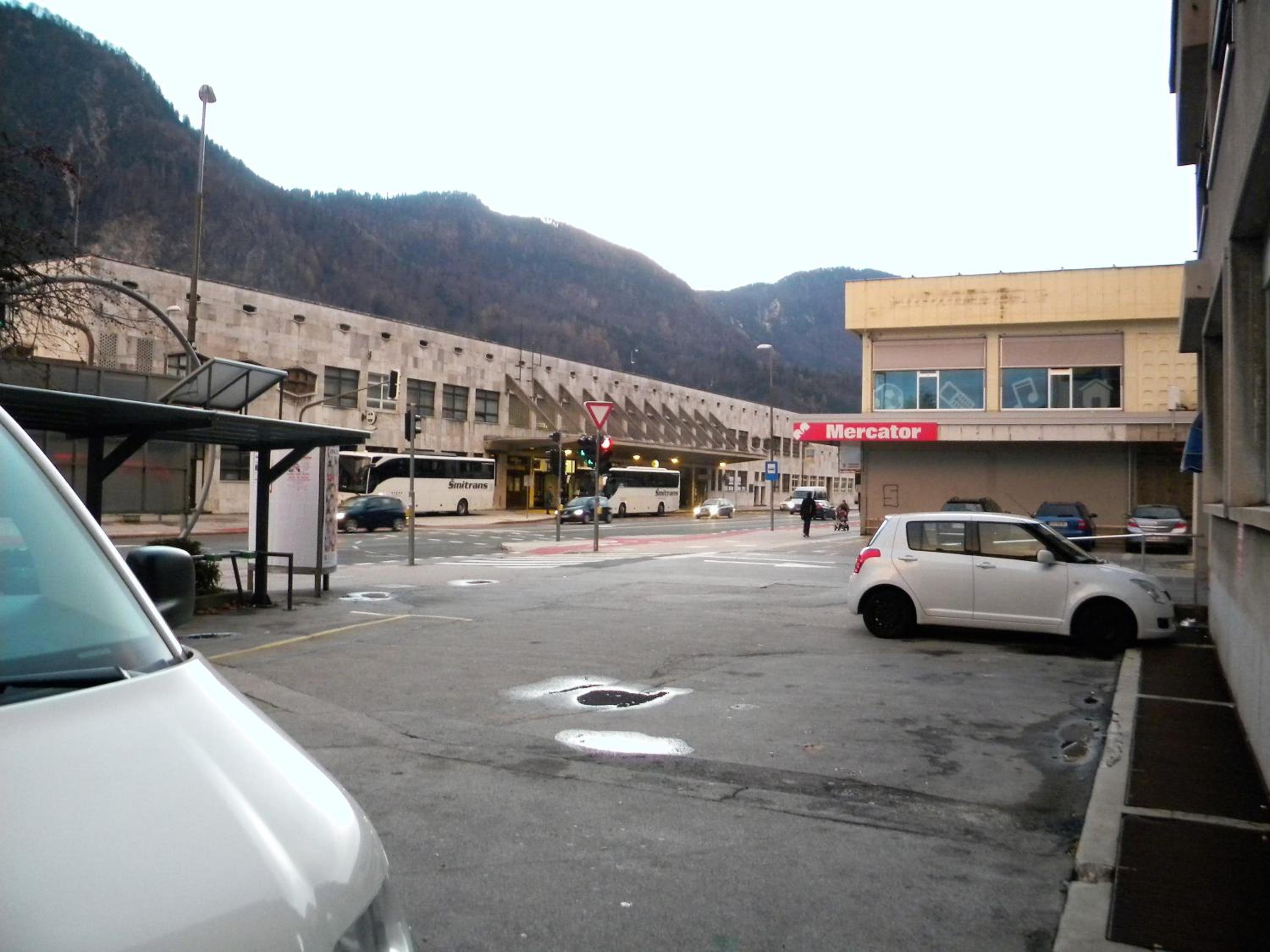 Photo 9
