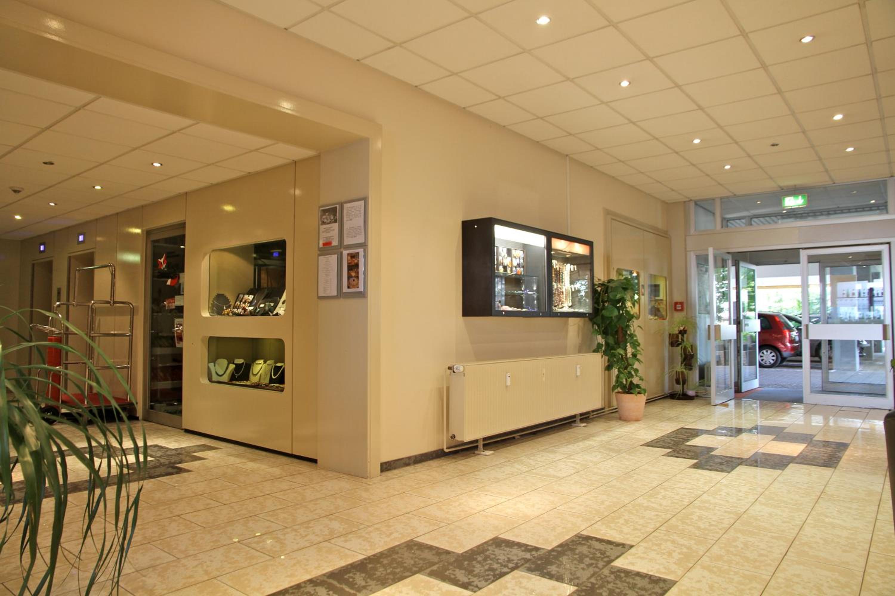 Opal Hotel - Property Image 33