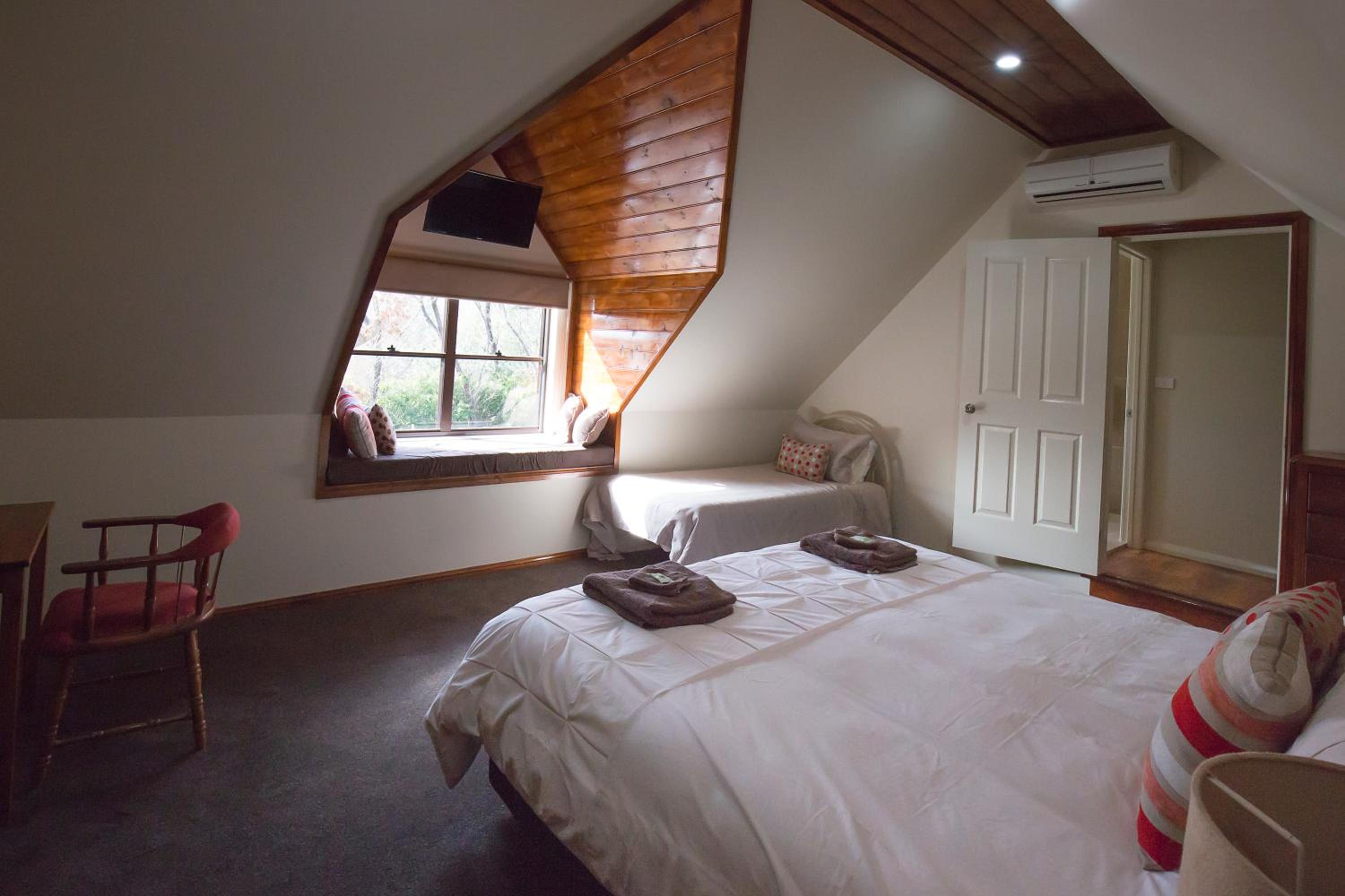 Gold Mine Guest House and Cafe