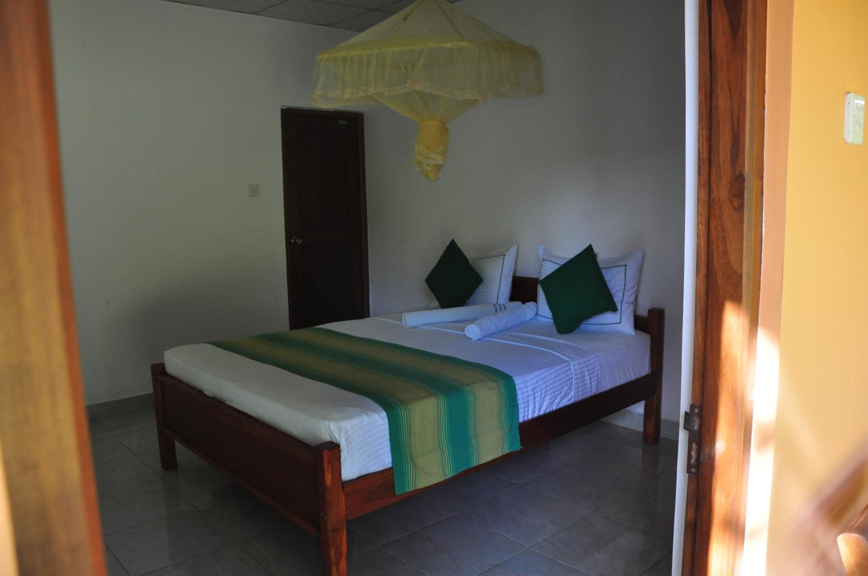Liyon Rest sigiriya