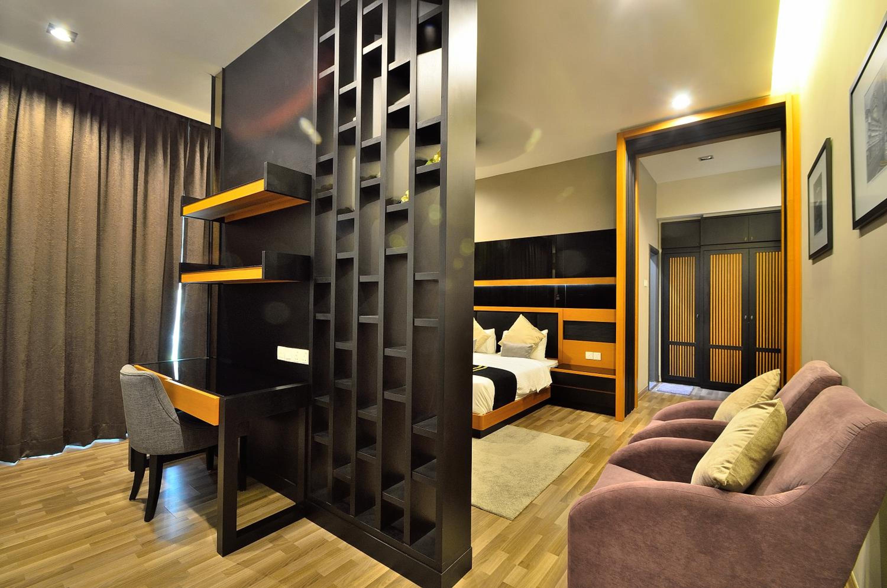 Iris Luxury Service Villa view 4