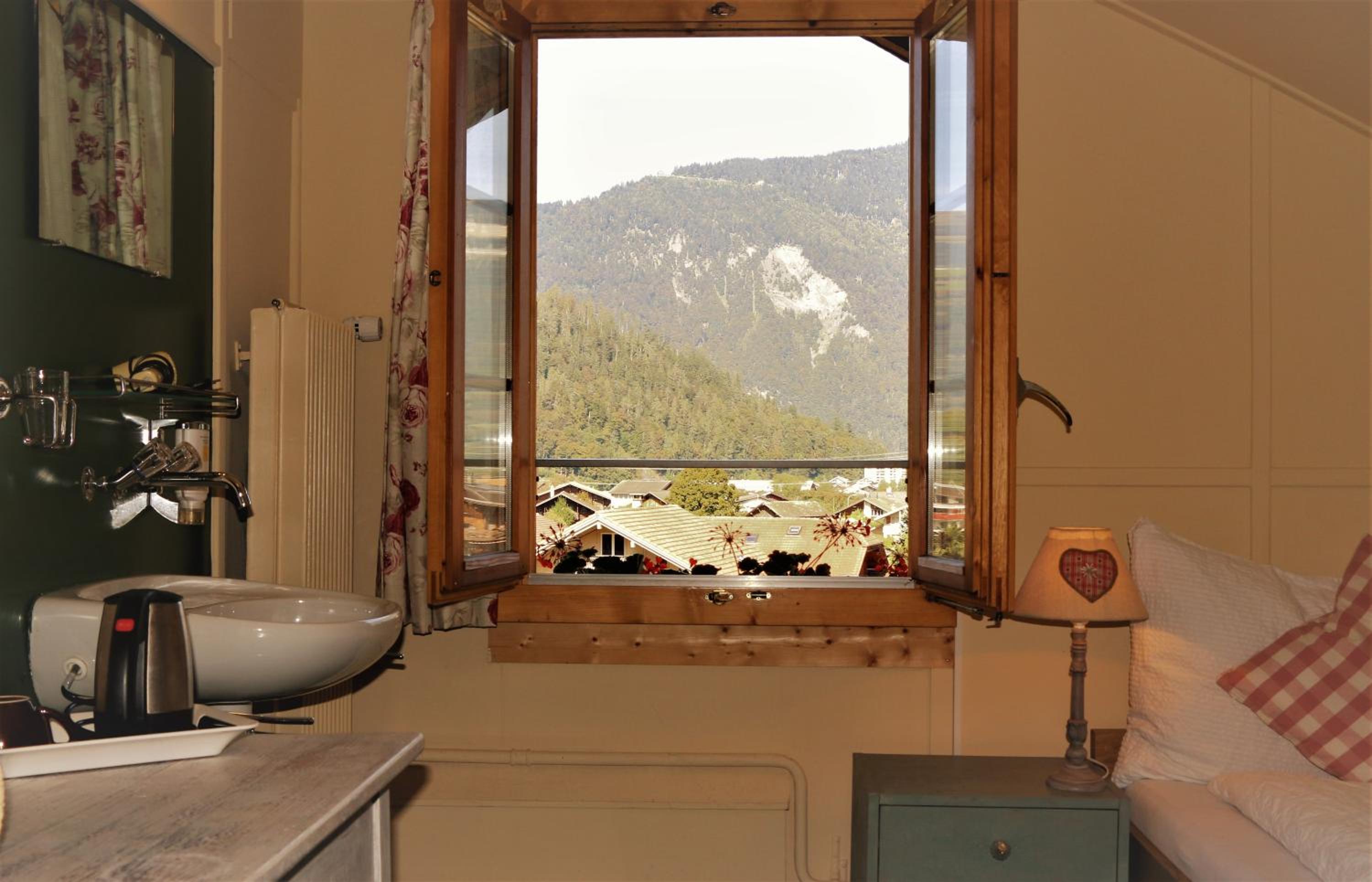 Edelweiss Lodge