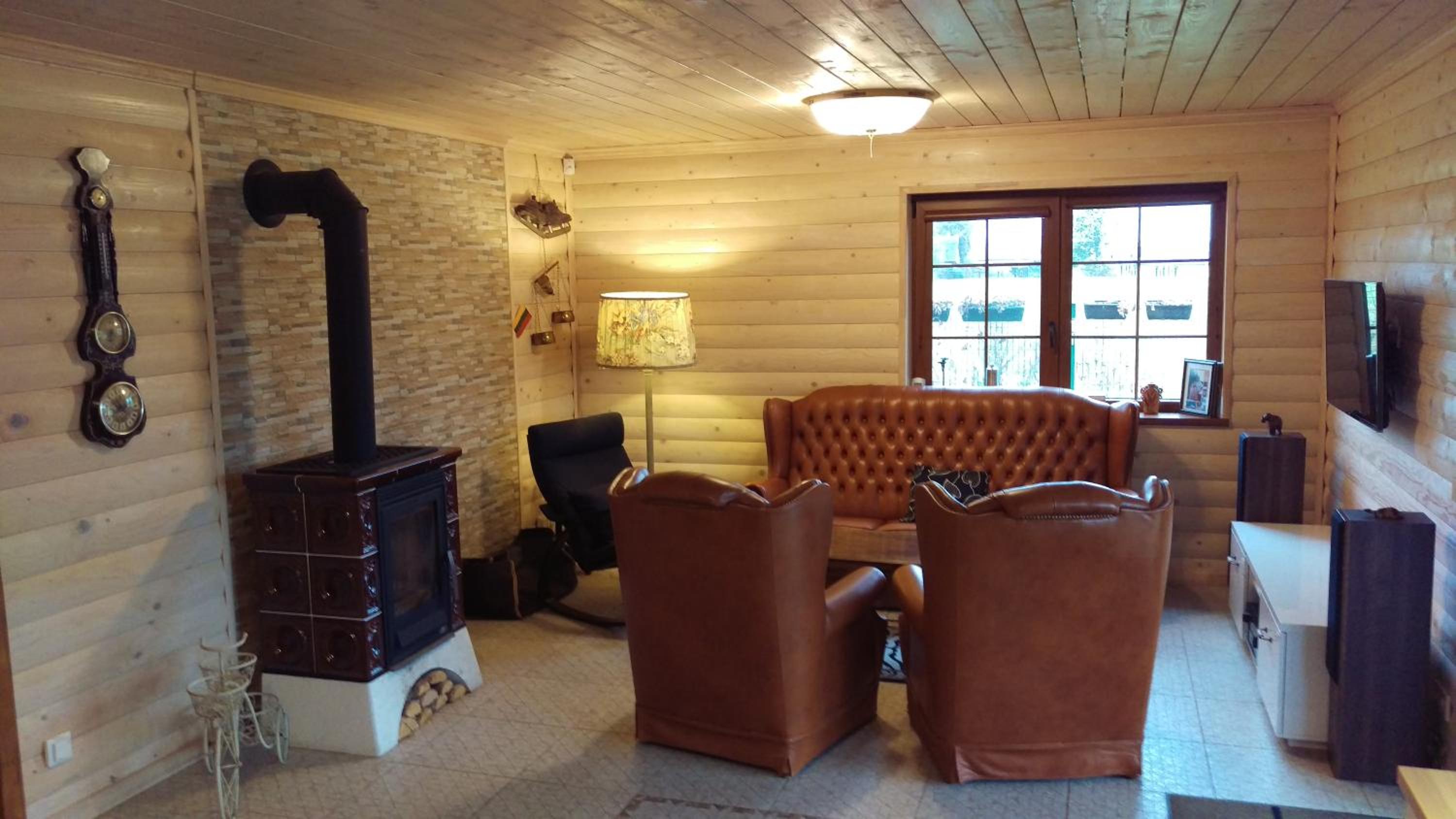 Arturas Guest House
