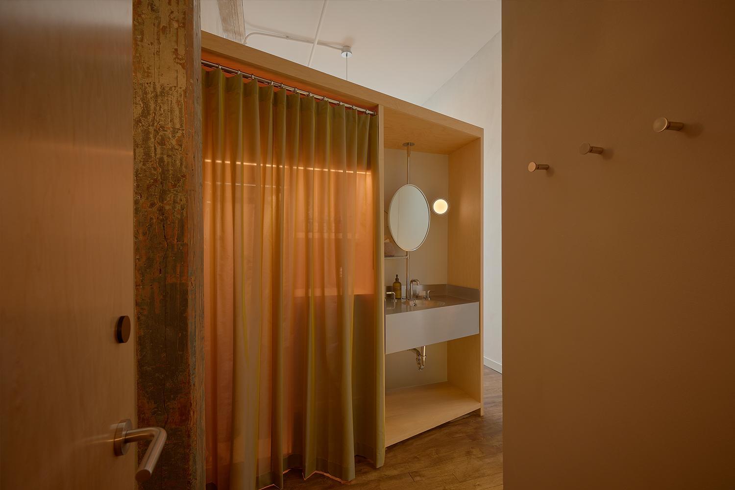 Pocketbook Hotel and Baths