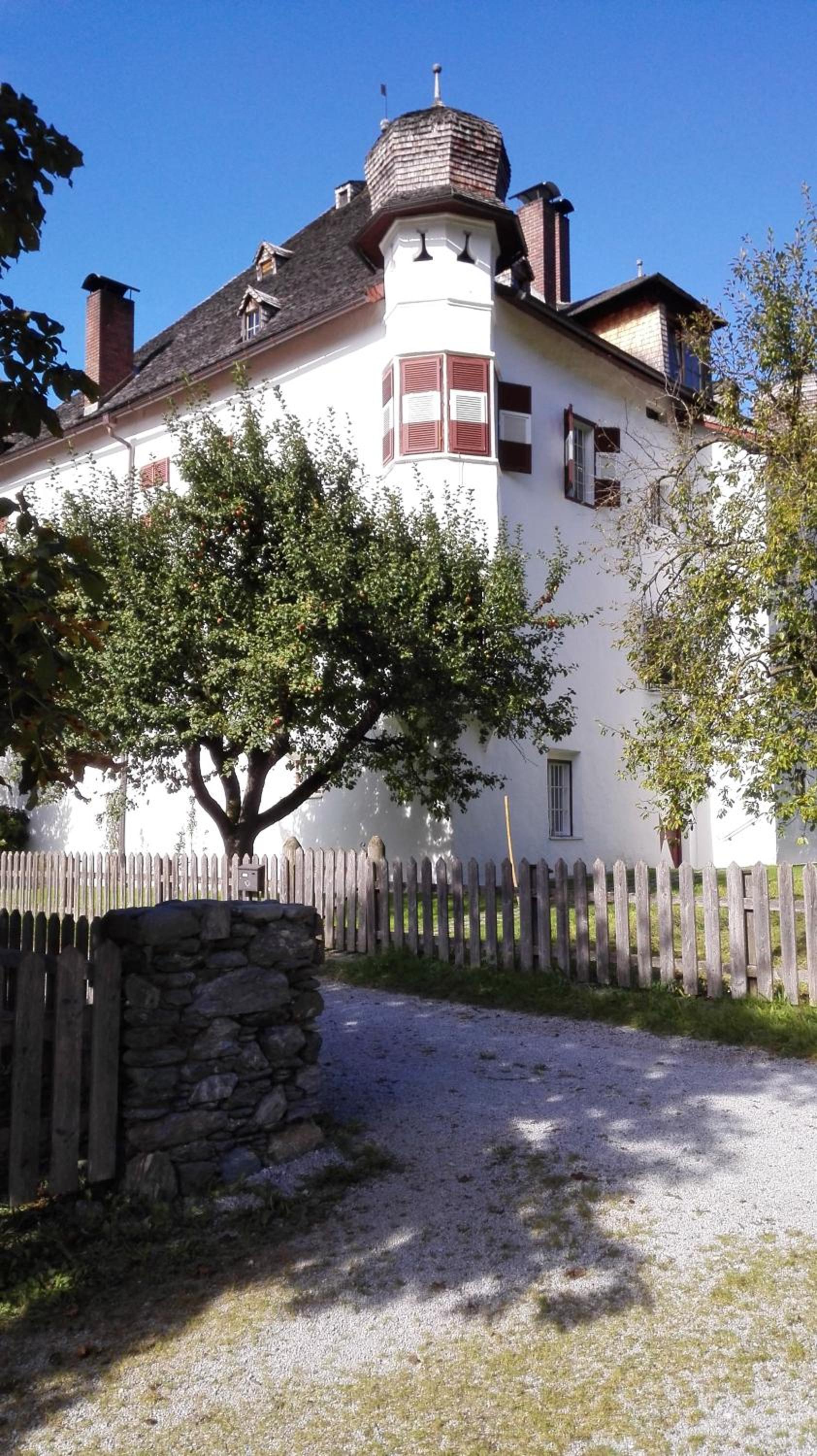 Photo 19