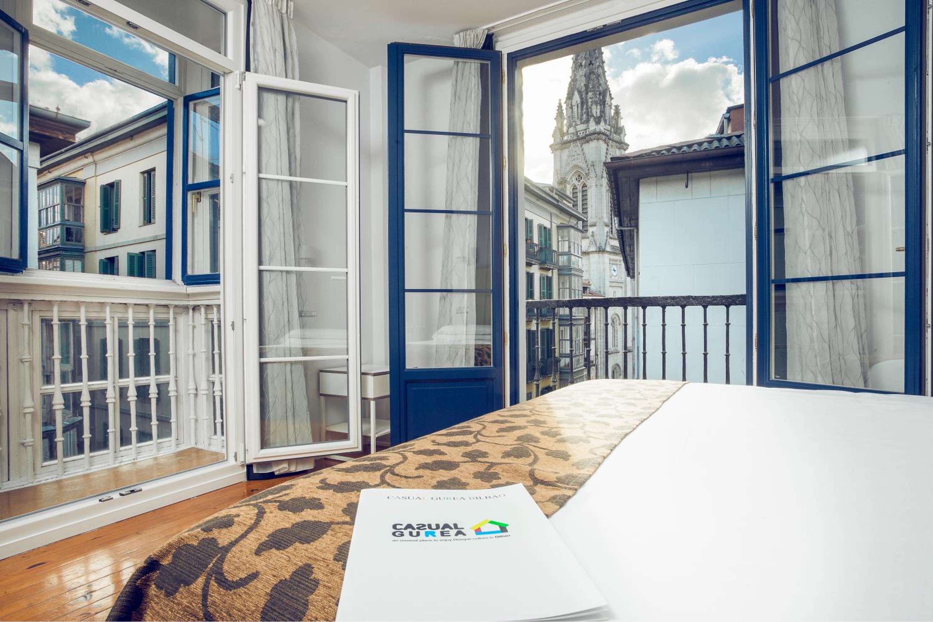 Casual Gurea Bilbao en Bilbao — hotel room