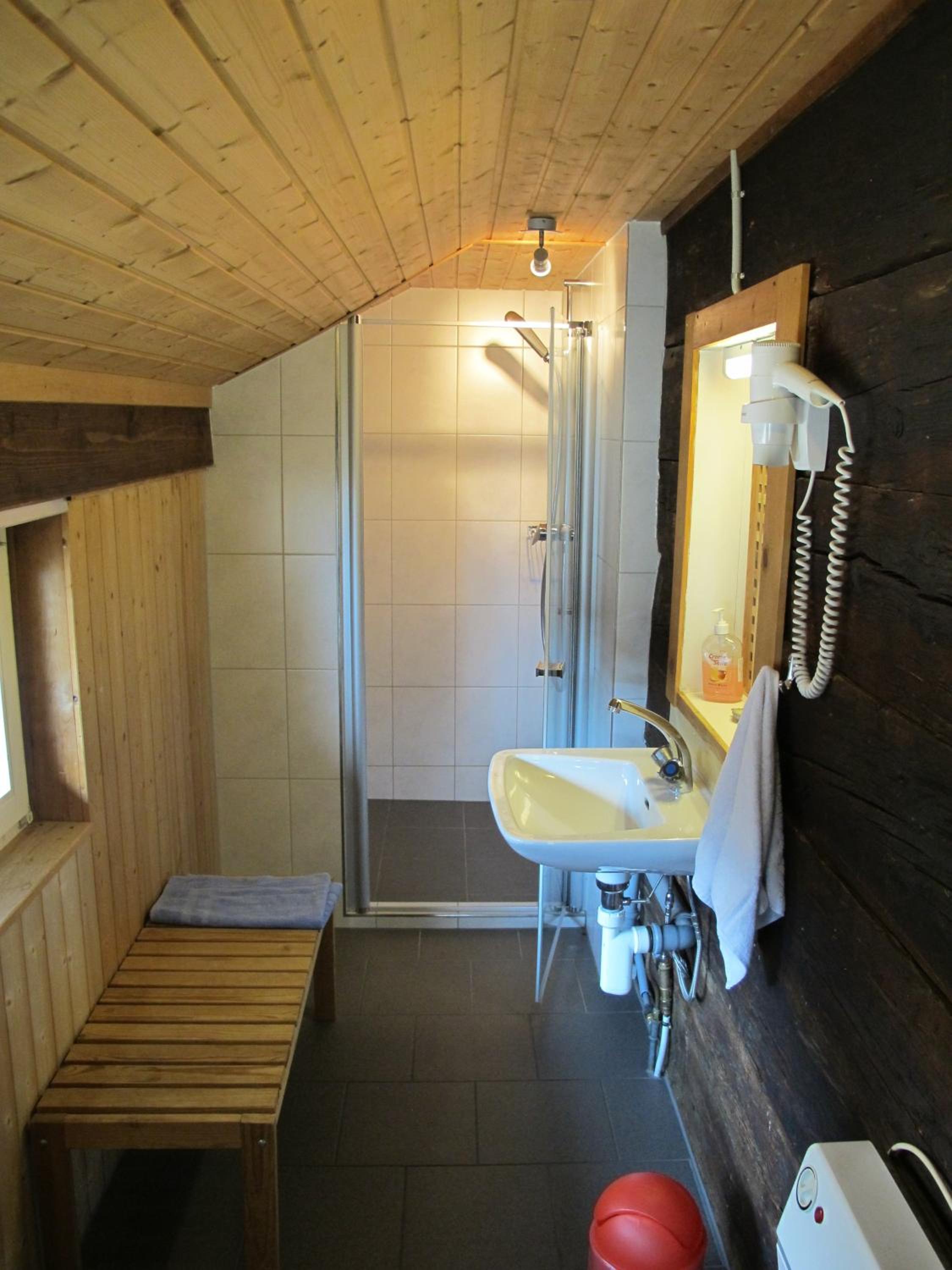 Hostel Rotschuo Jugend- und Familienferien
