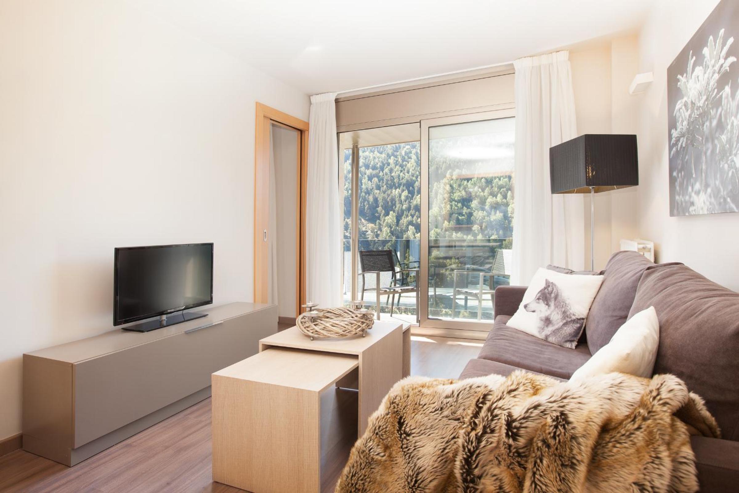 Tarter Mountain Suites