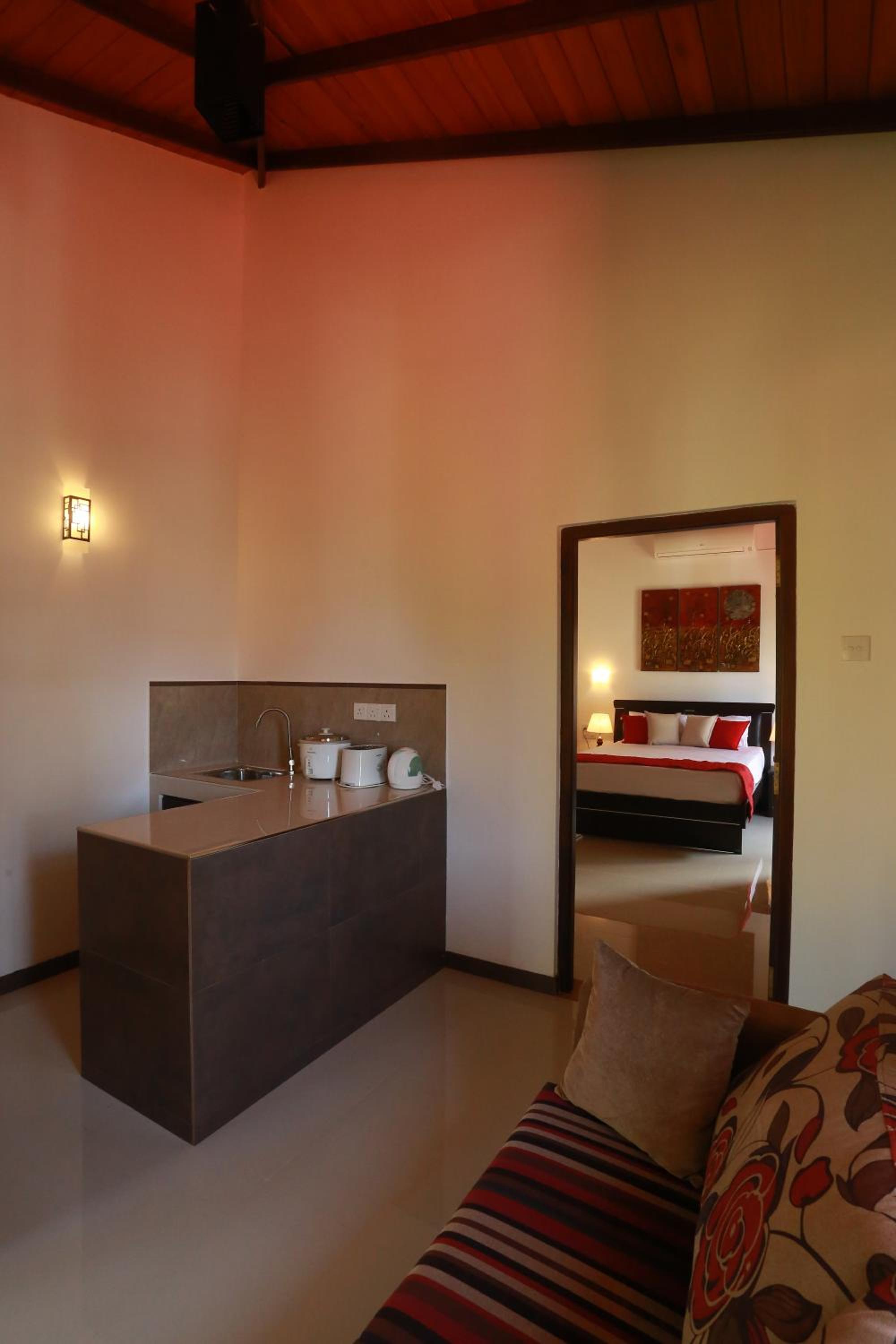 River Breeze Villa Bentota
