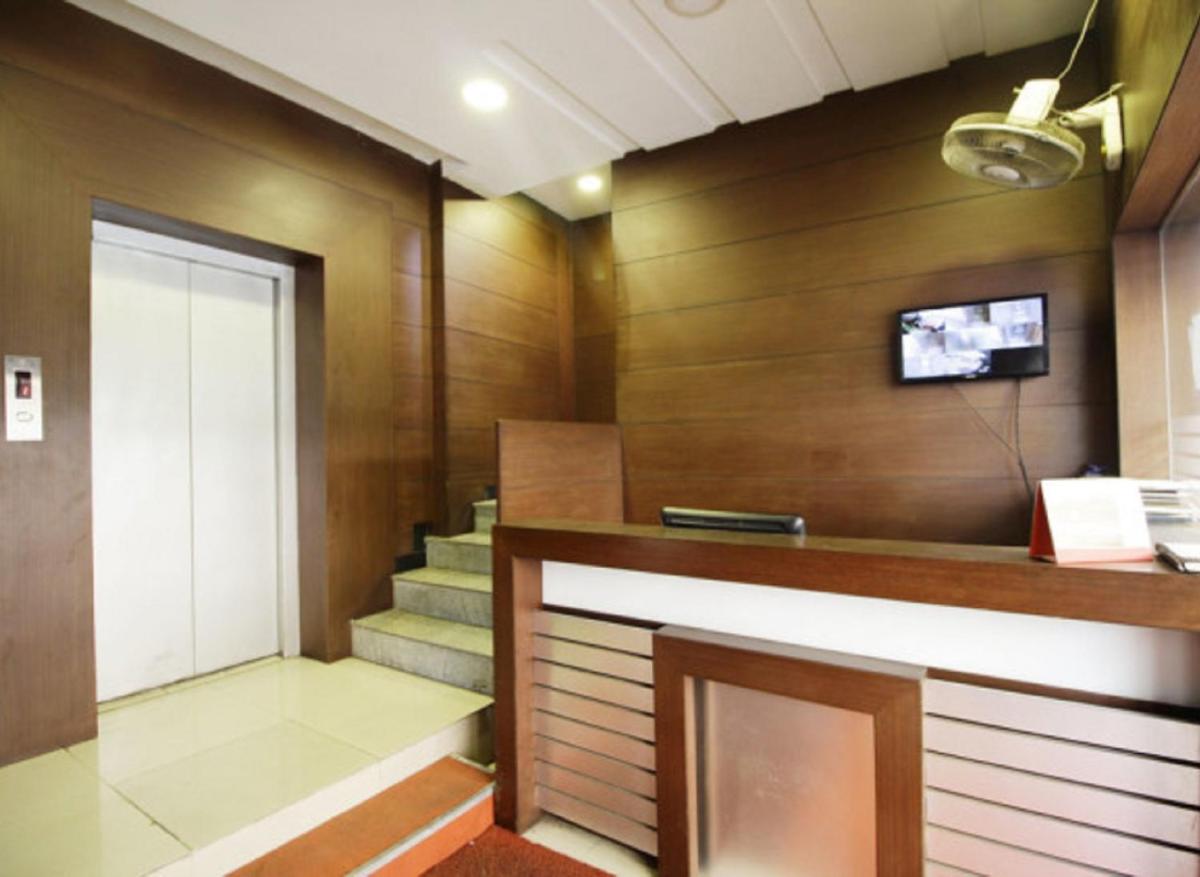 hotel reception