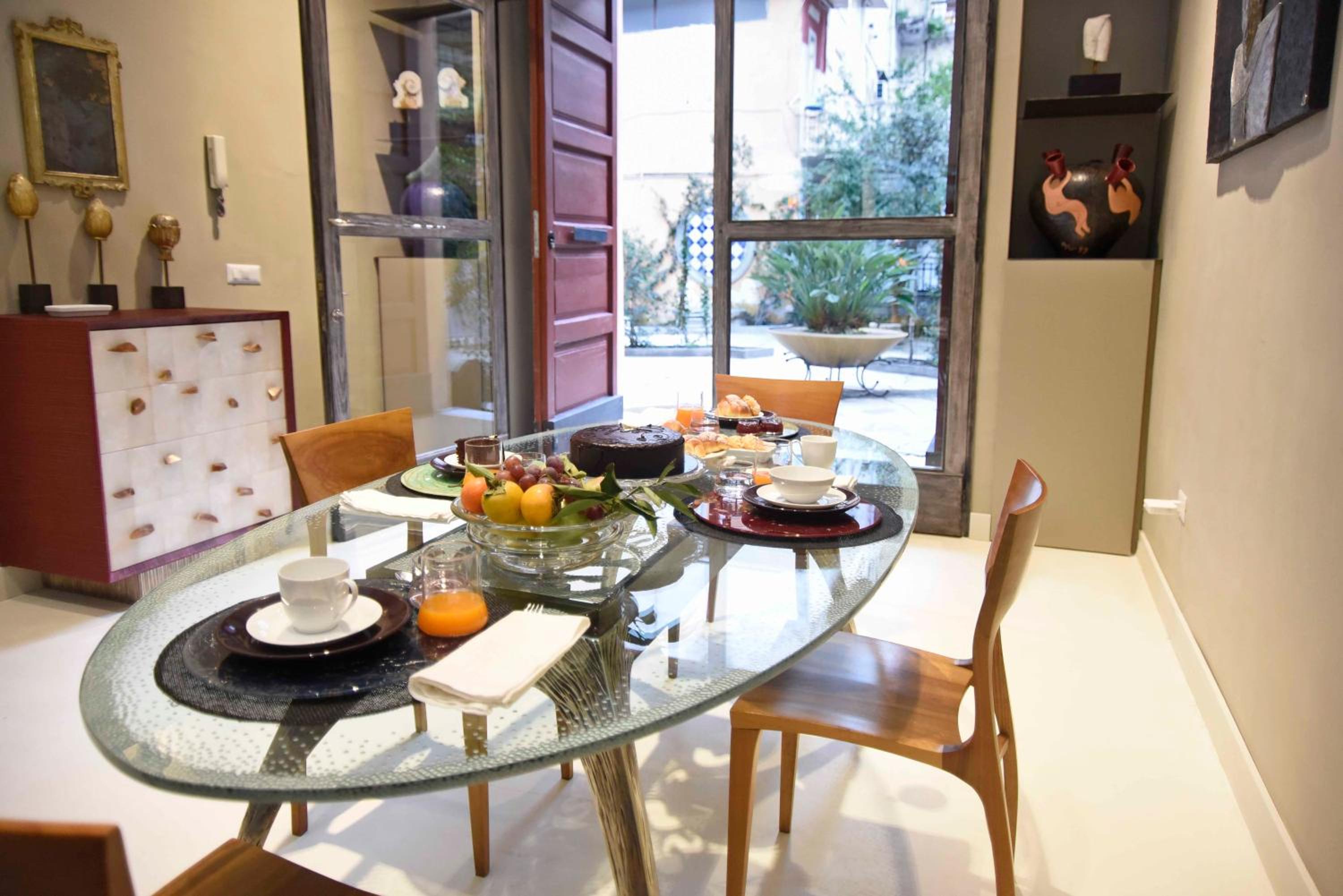 Atelier Inès Arts & Suites
