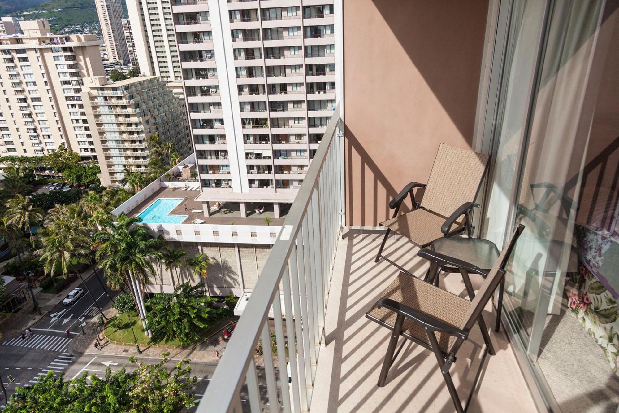 Tropical Studios at Marine Surf Waikiki - FREE PARKING - BEST LOCATION - FULL KITCHEN - SWIMMING POOL 照片第 223 張,共 263 張