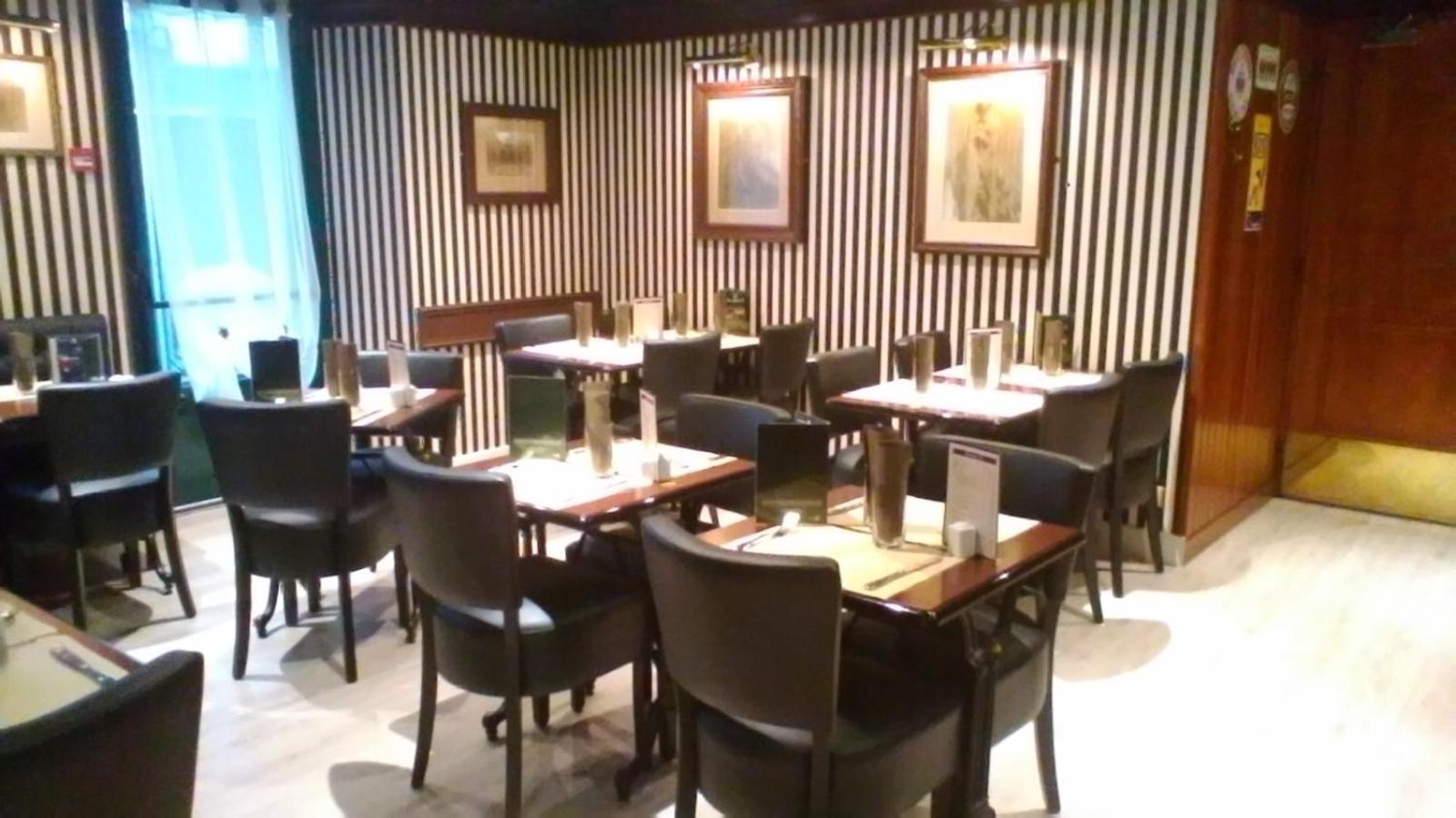 restaurant