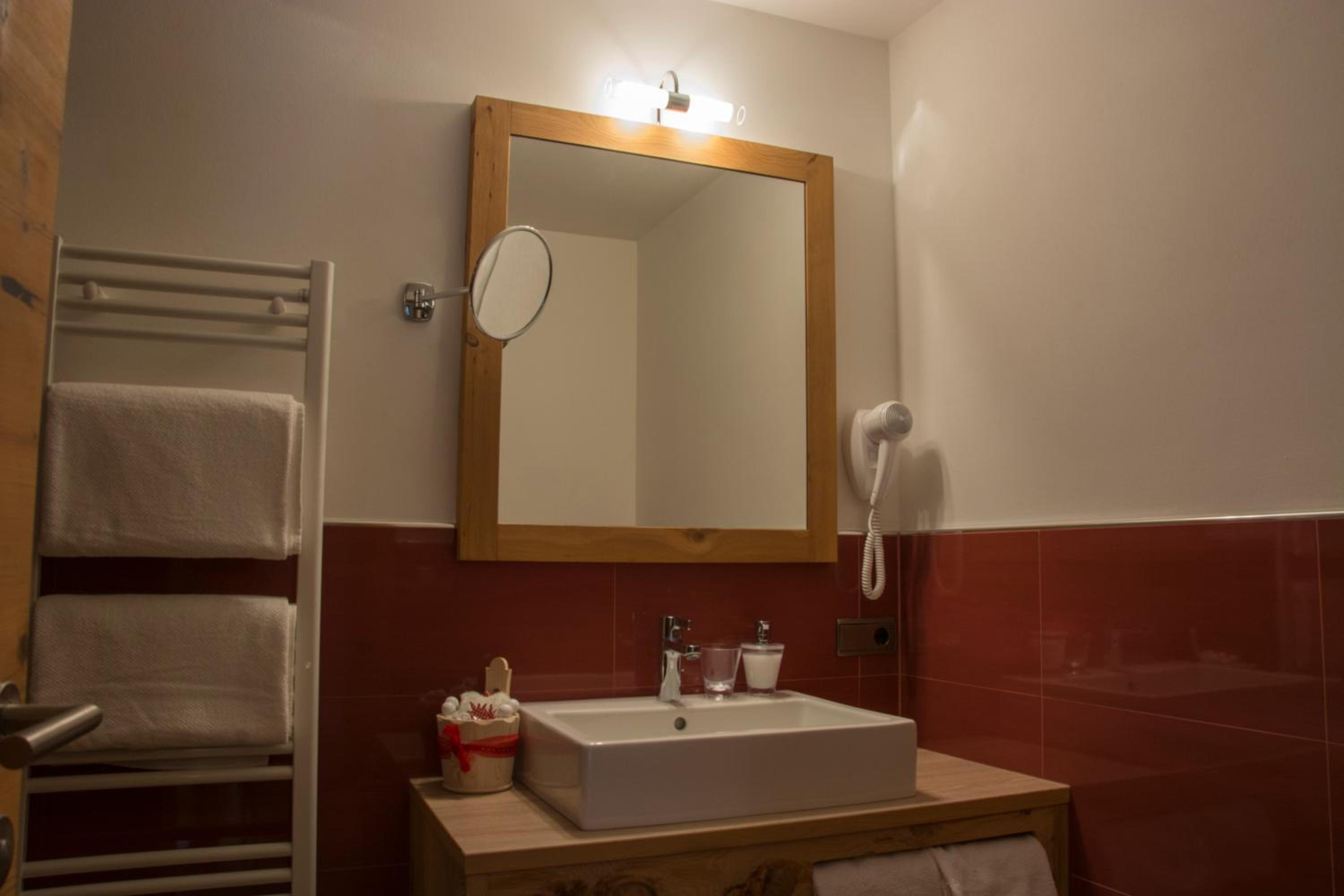 Apartments Edera