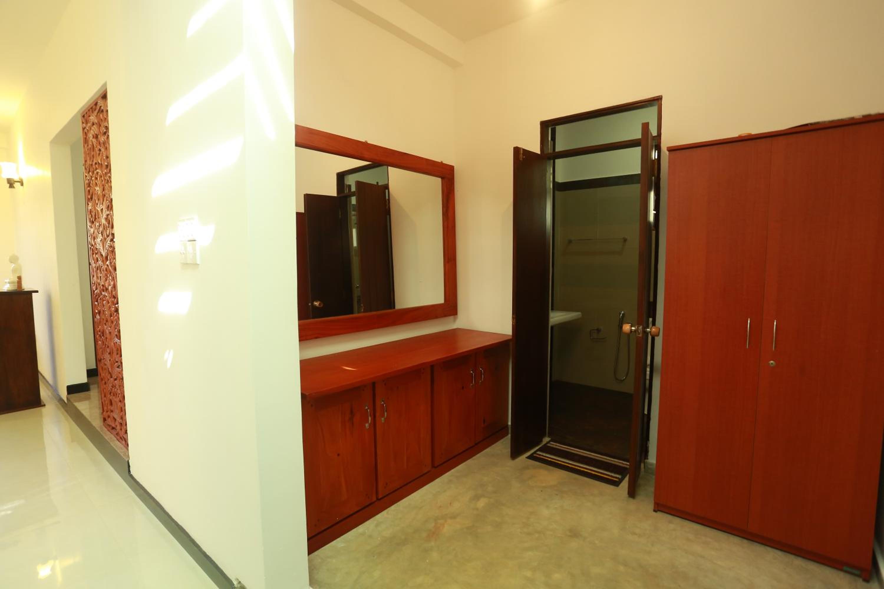 River Breeze Villa Bentota