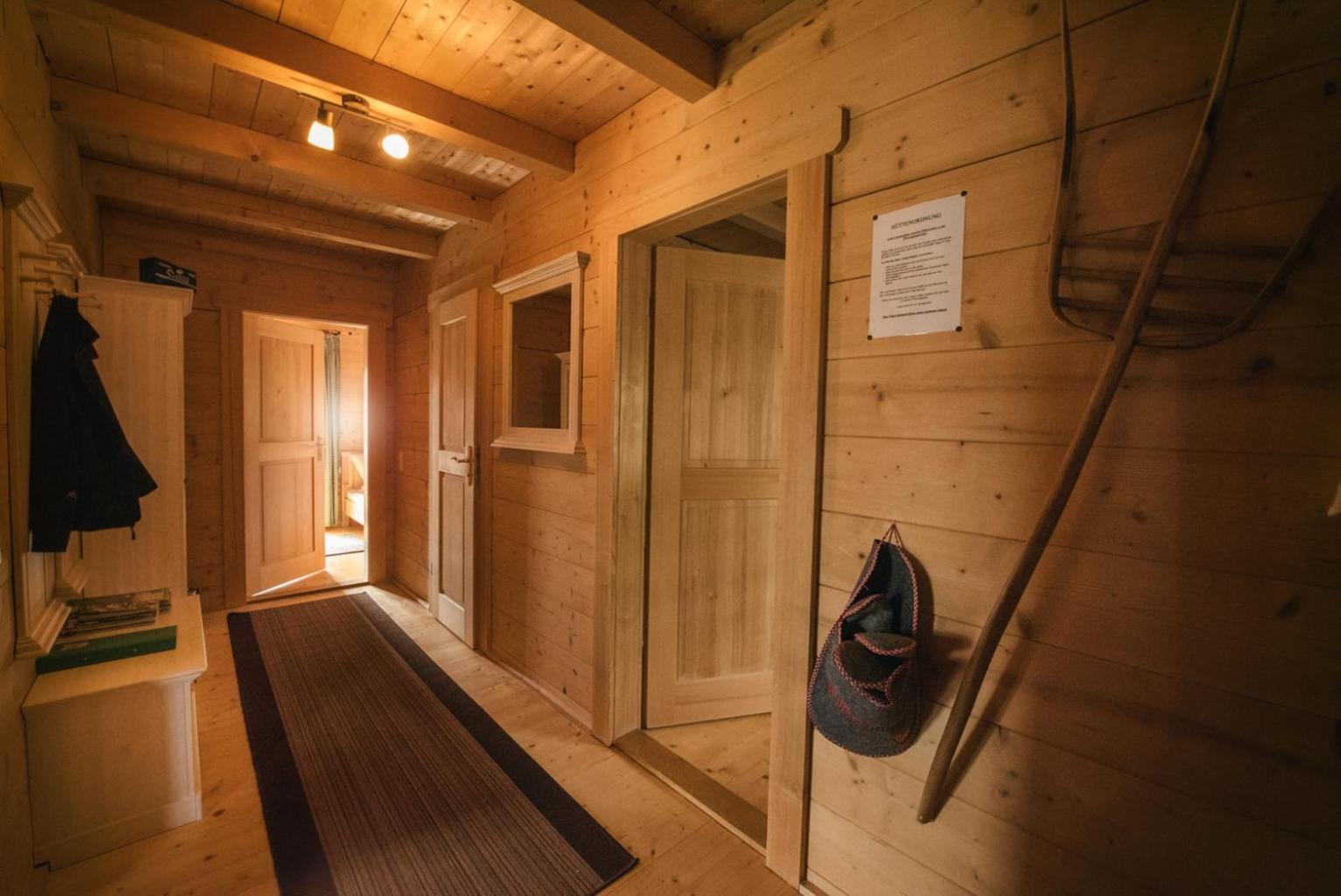Pfenniggeiger-Hütte view 5