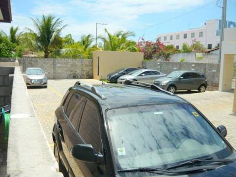 Soft Guarajuba -Lindo Village Residencial amplo 2 quartos com suite e varanda no Térreo