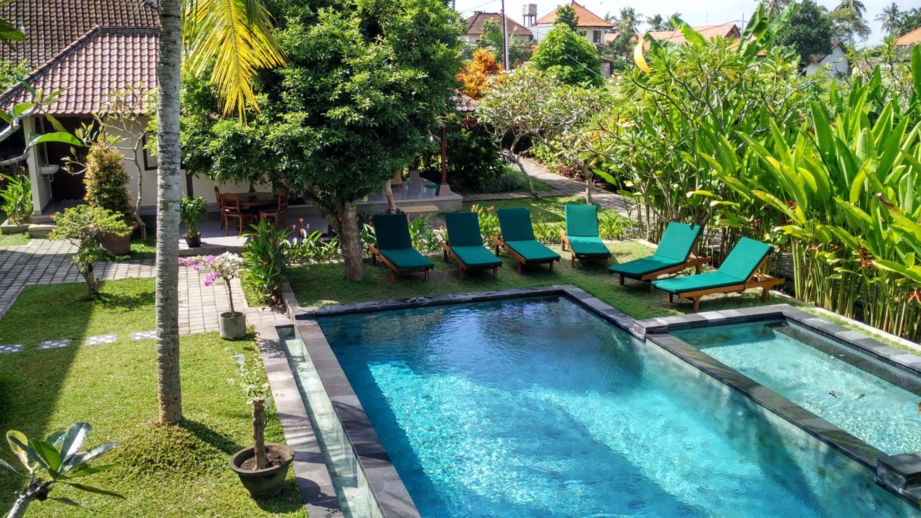 Nyoman Sandi Guest House