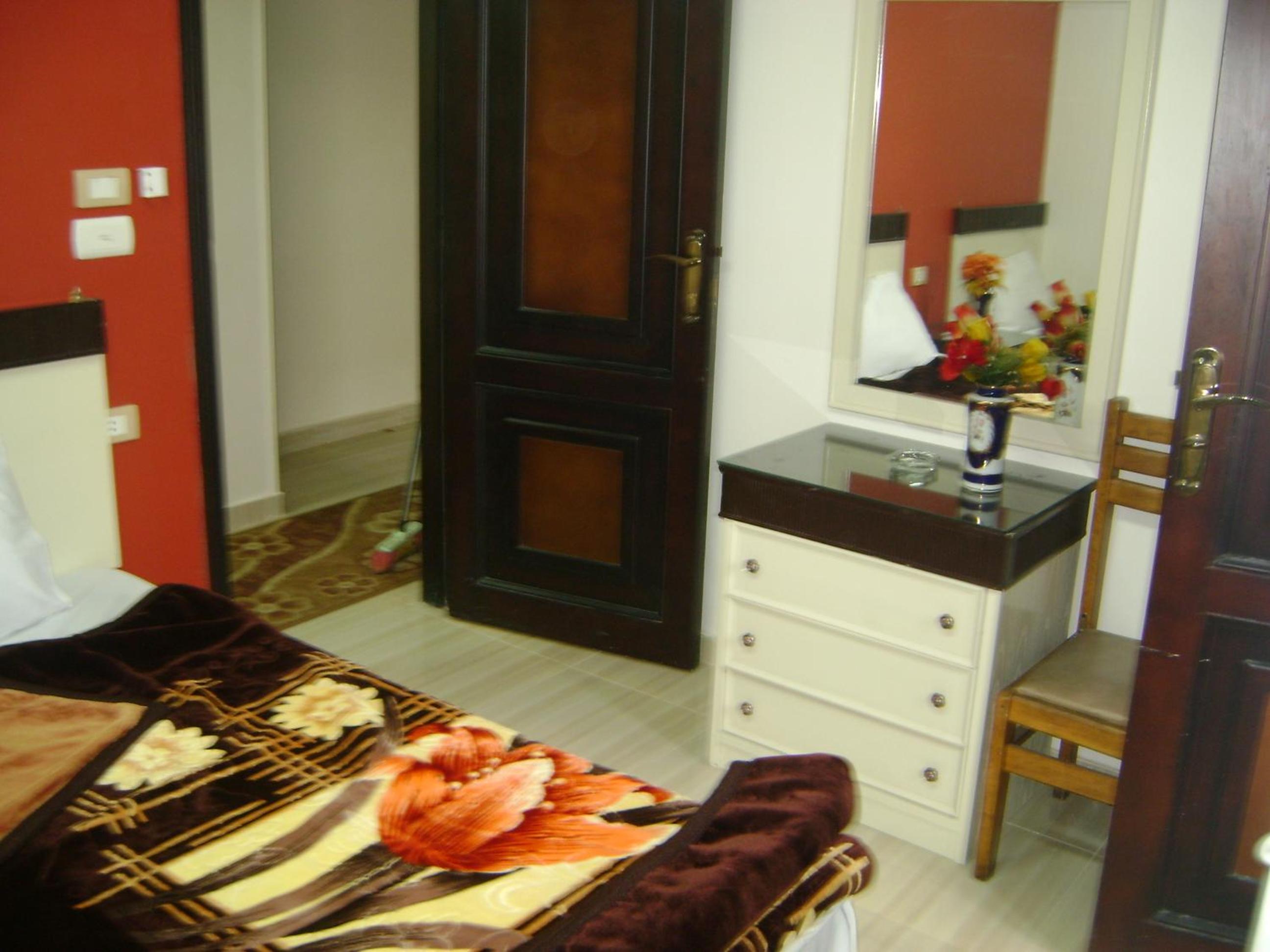 Isis Hostel 2