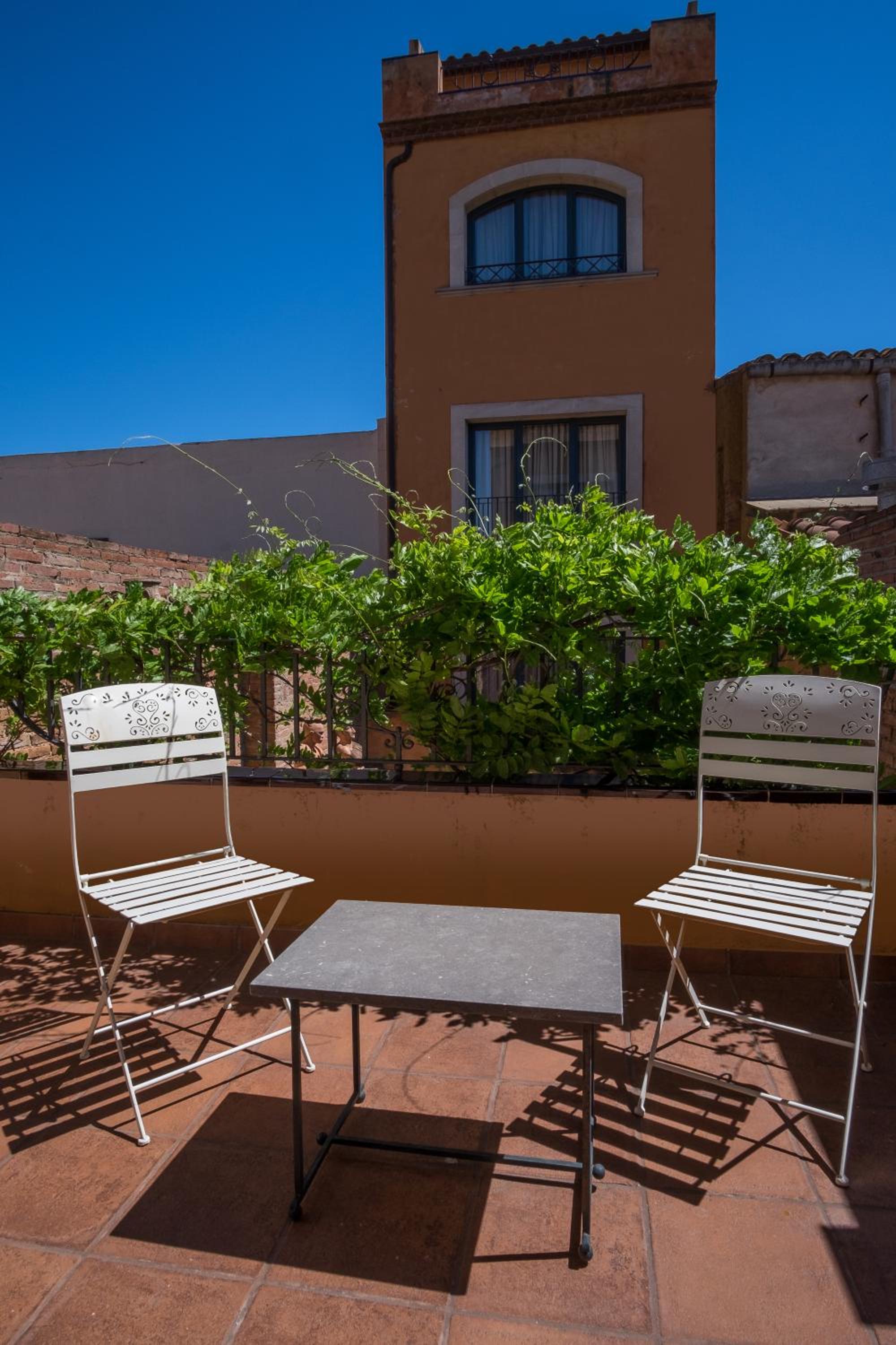 Apartaments Suites Sant Jordi