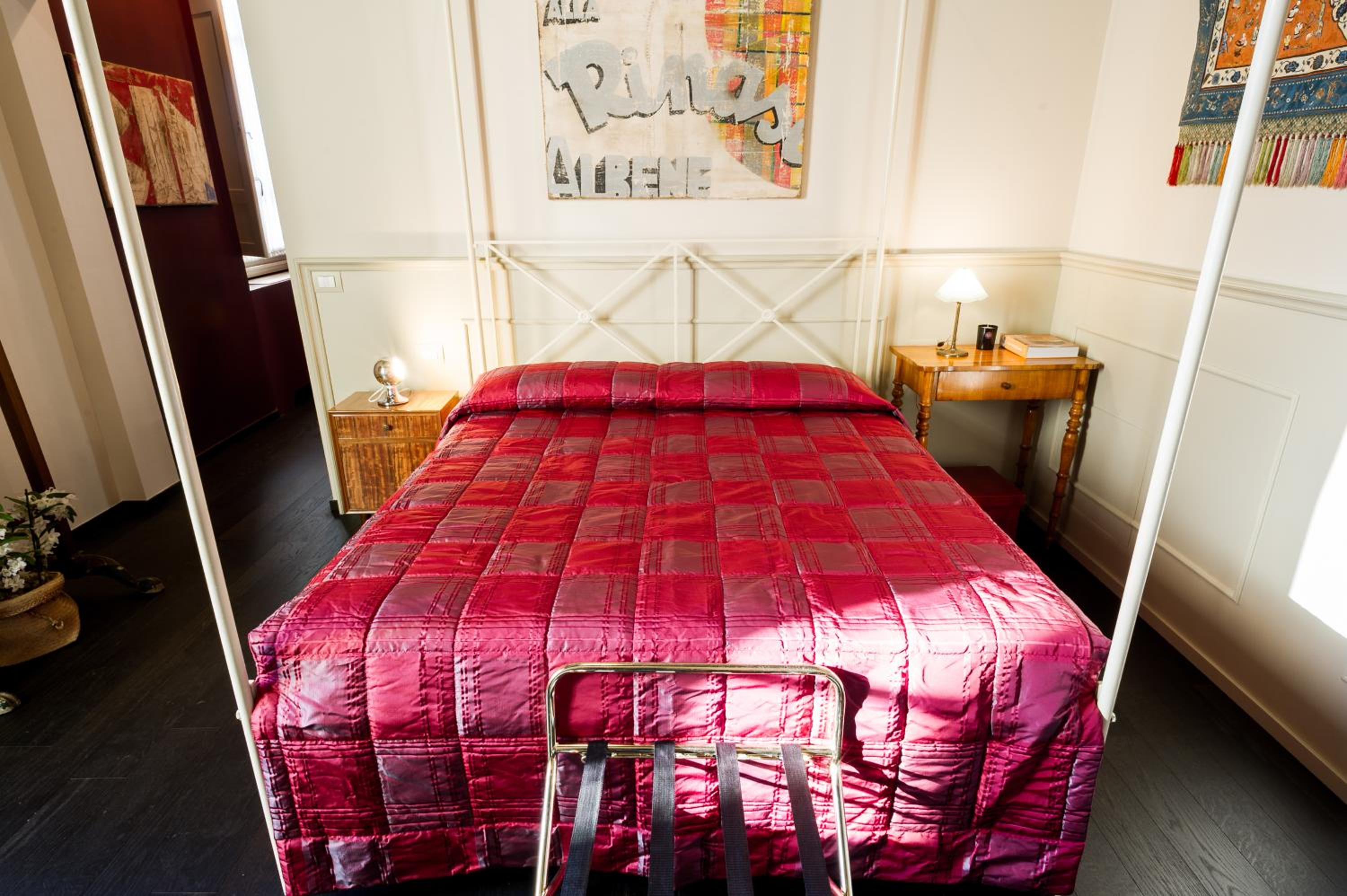 Arnobio Florence Suites