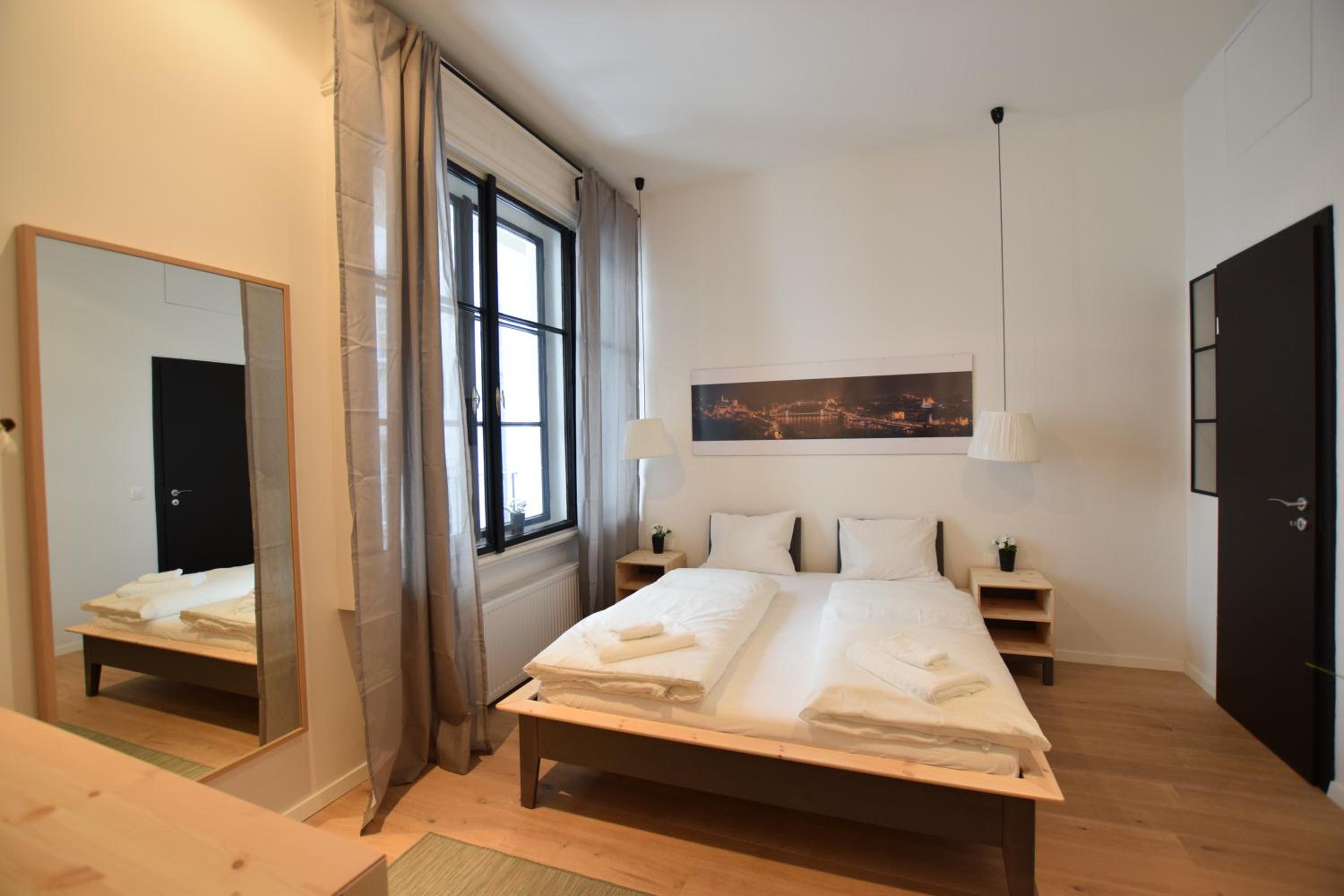 Luxury Apartment by Hi5 - Bajcsy Suite view 2