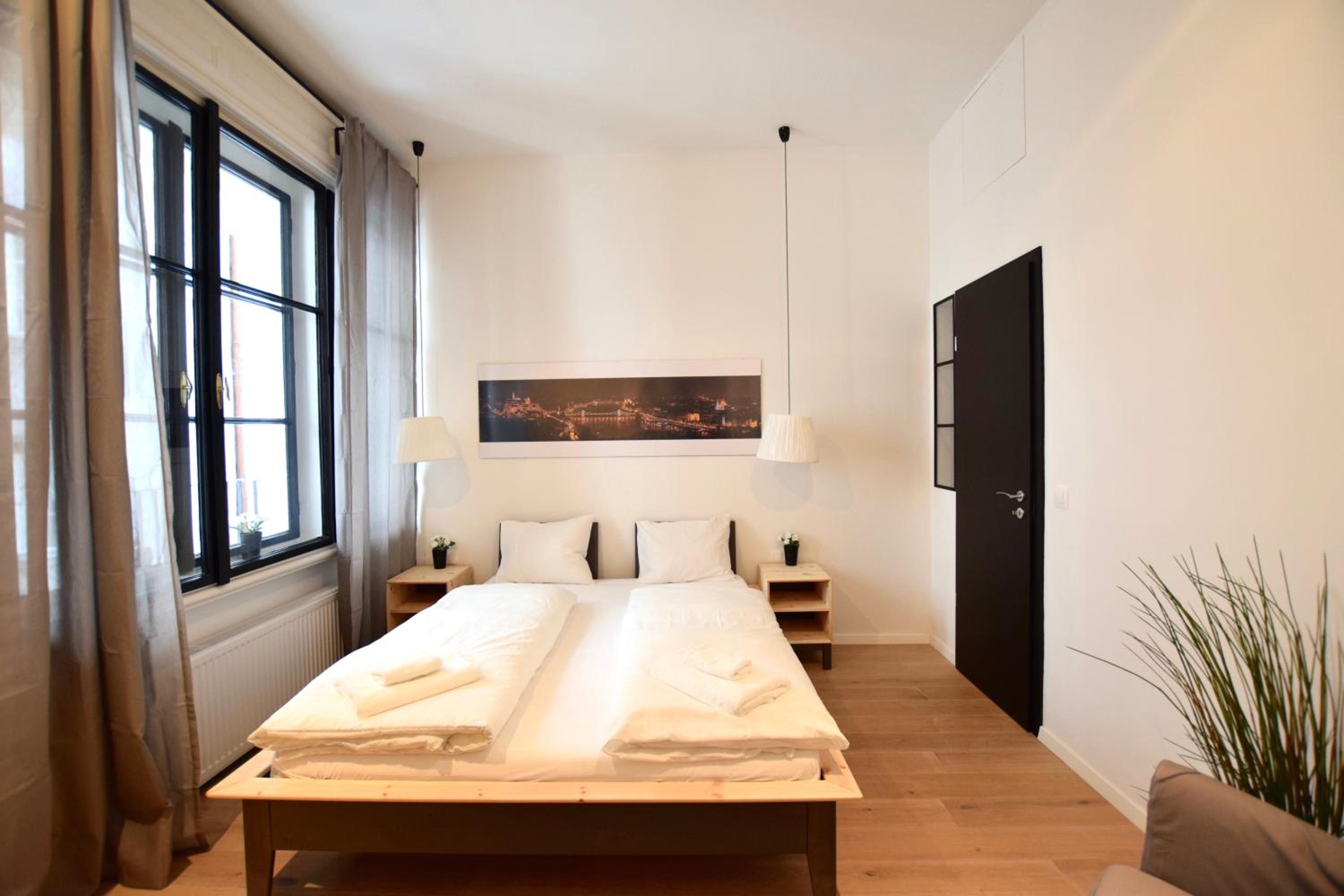 Luxury Apartment by Hi5 - Bajcsy Suite view 3