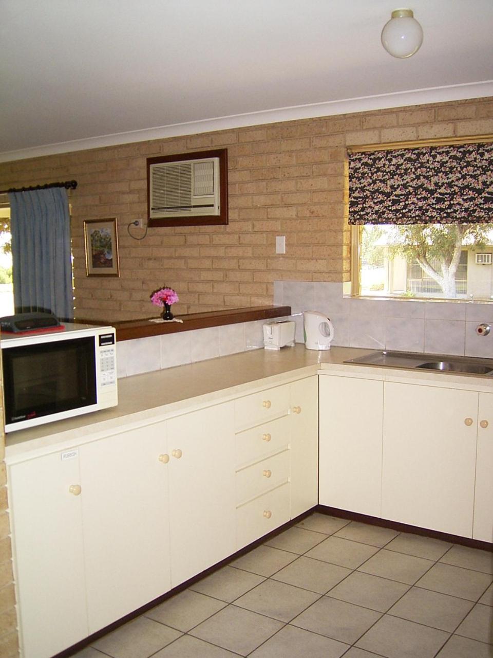 Kalbarri Riverfront Unit view 2