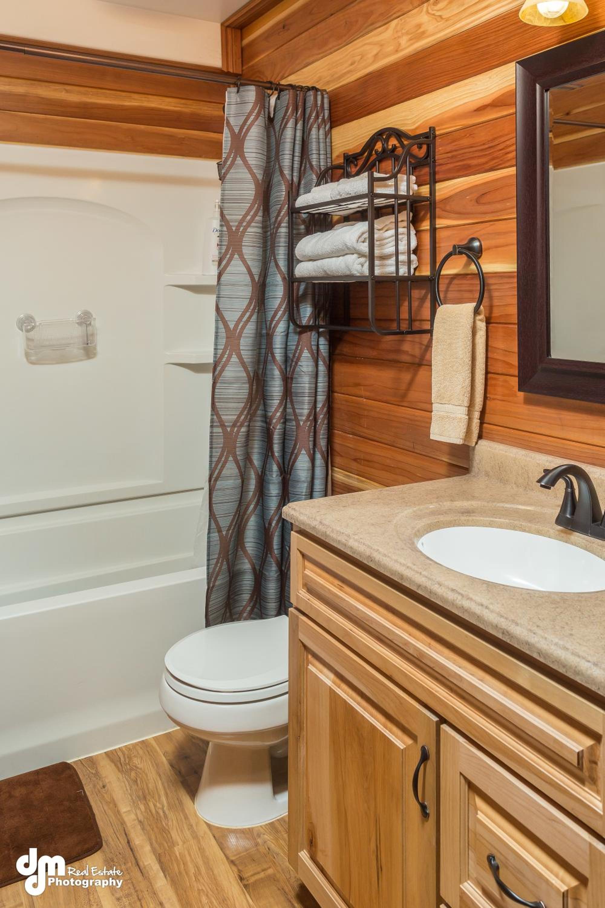 Alaska Knotty Pine B&B