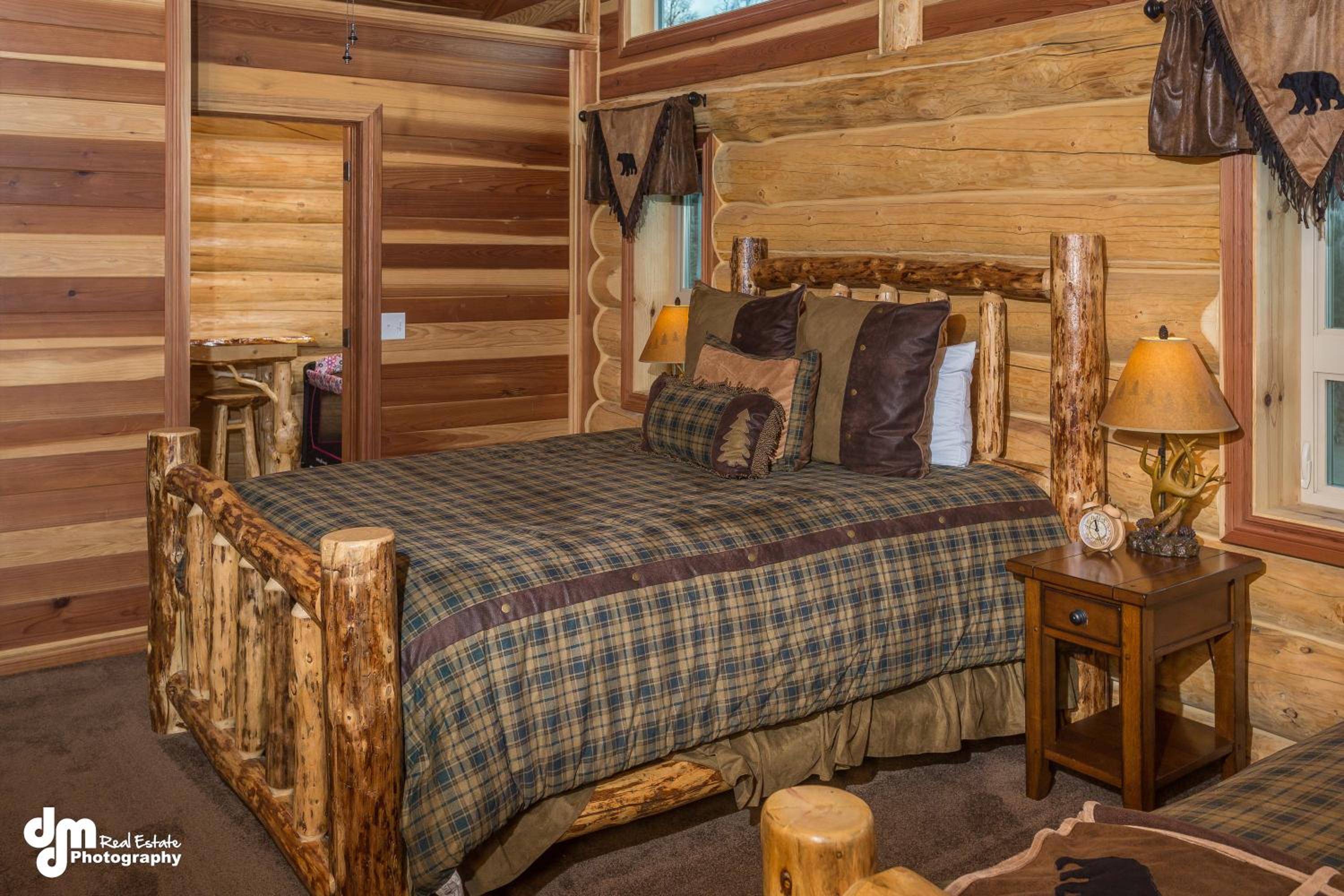Alaska Knotty Pine B&B