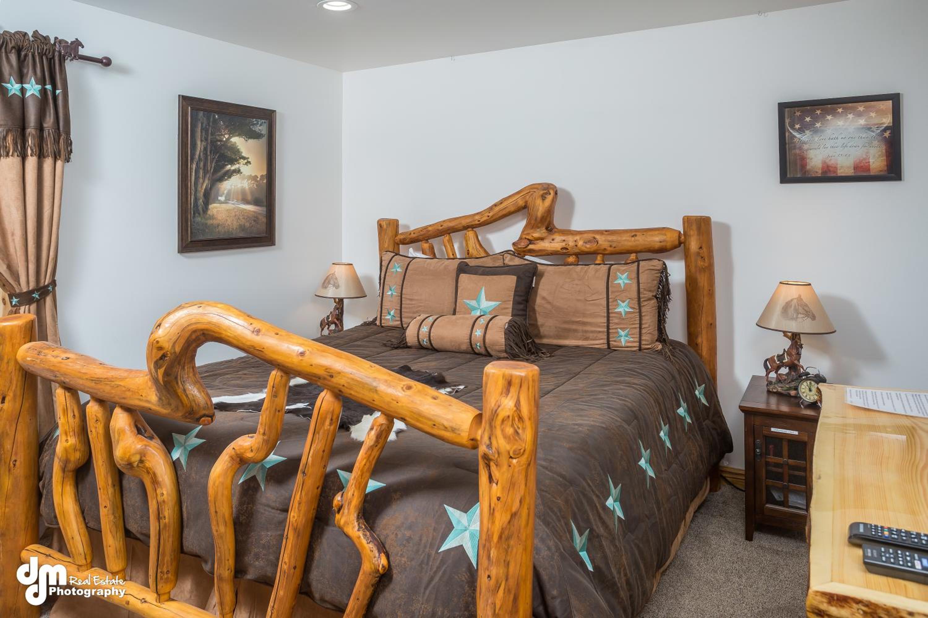 Alaska Knotty Pine B&B