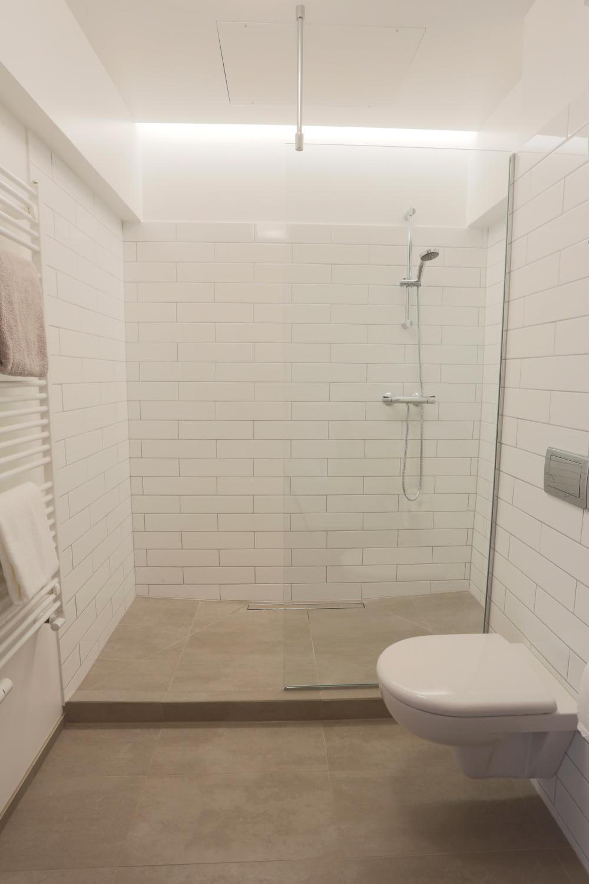 V54 Harbour Apartments