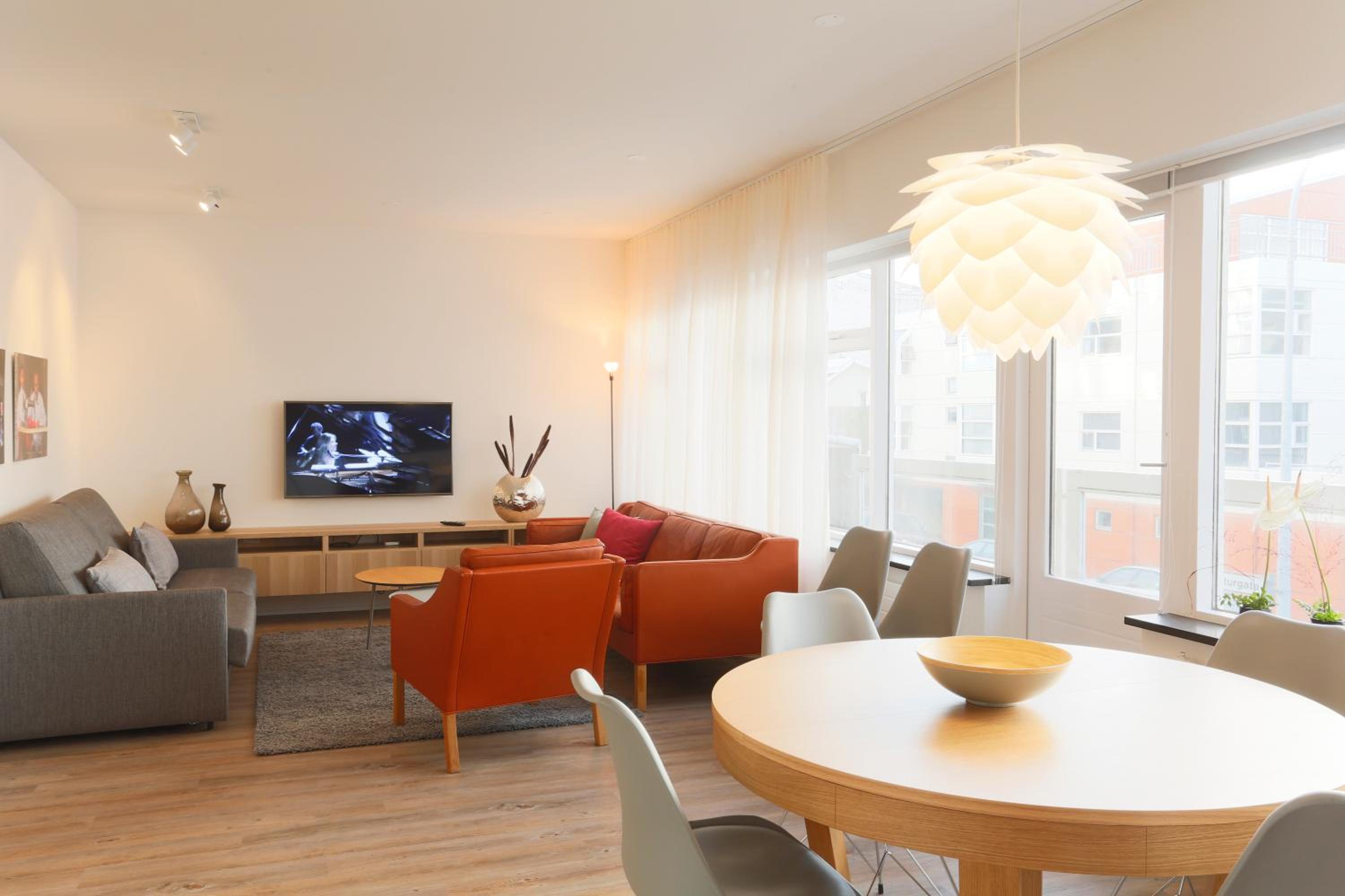V54 Harbour Apartments