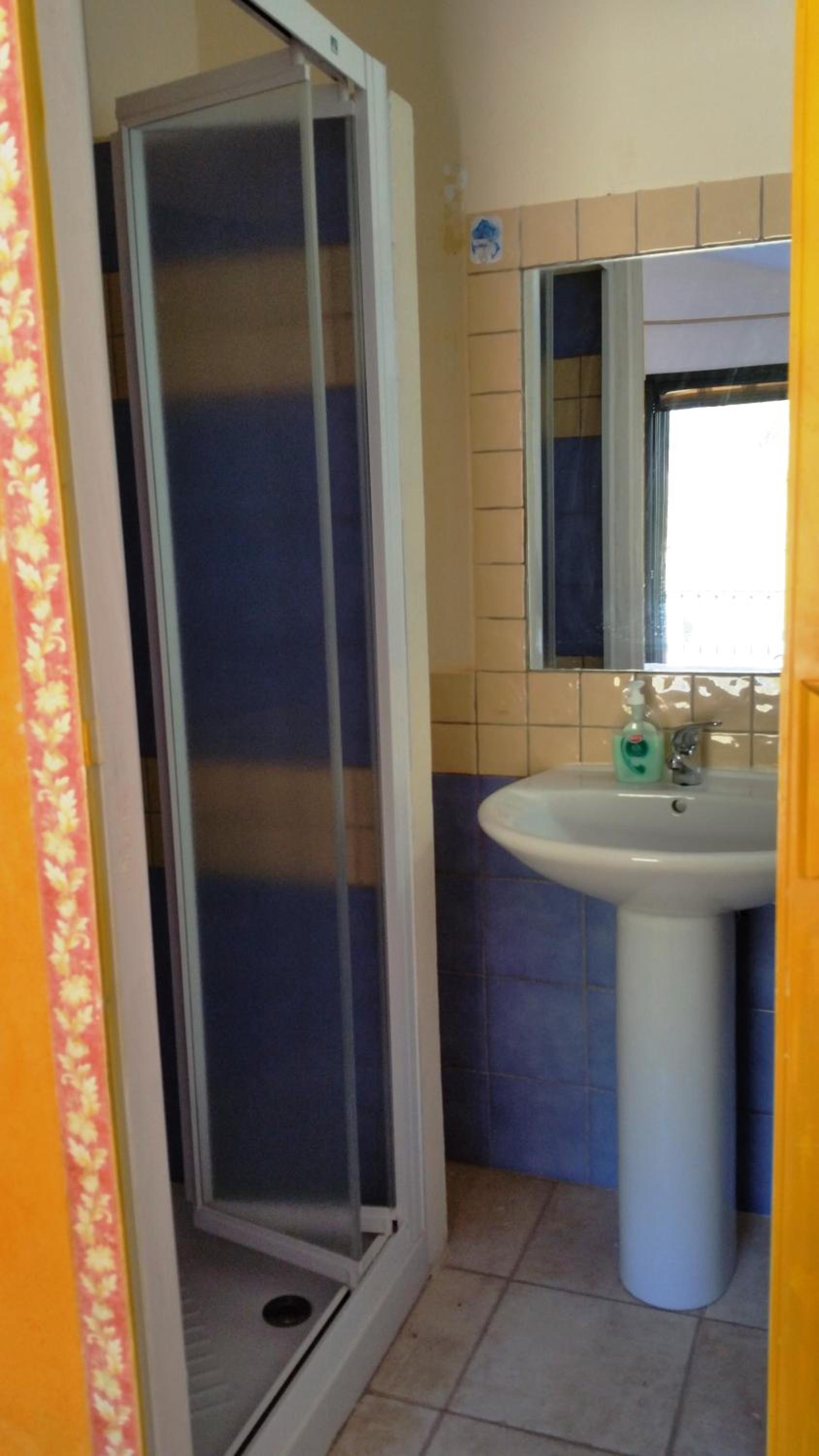 Photo 64