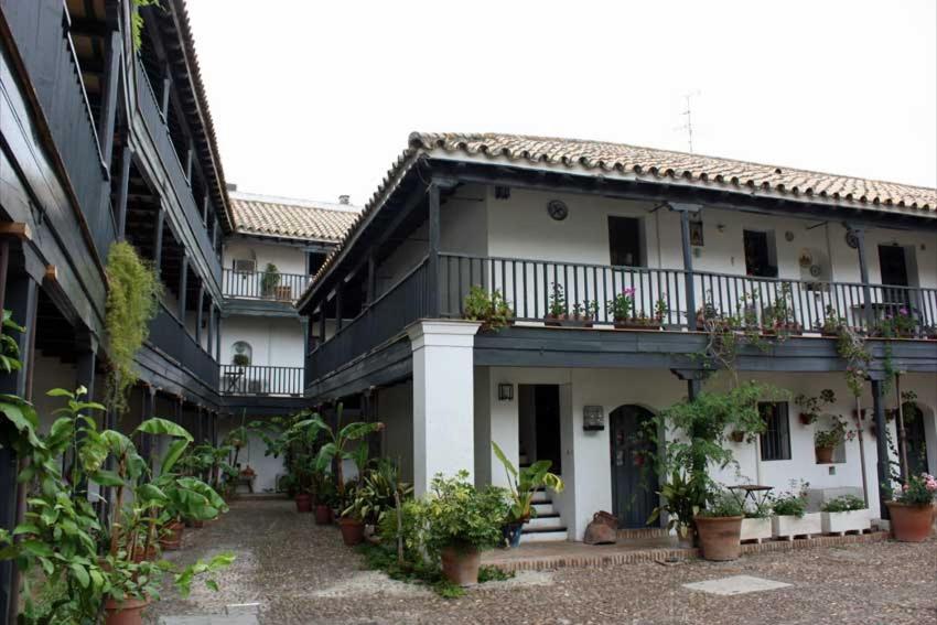 Apartamentos Gadi Corral Siglo XVI