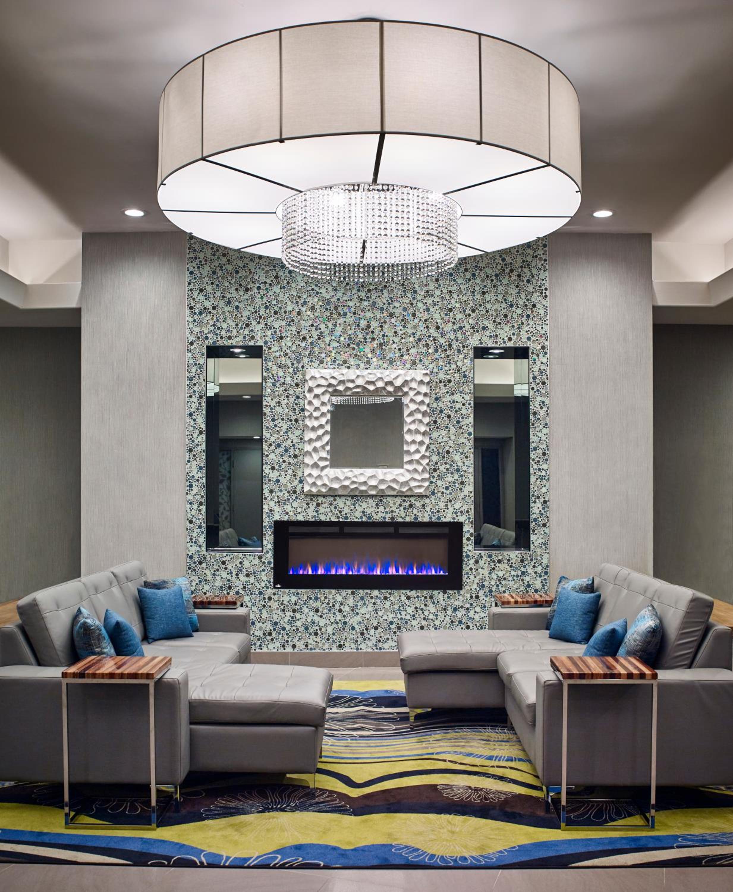 Waterfront Hotel Downtown Burlington - Property Image 11