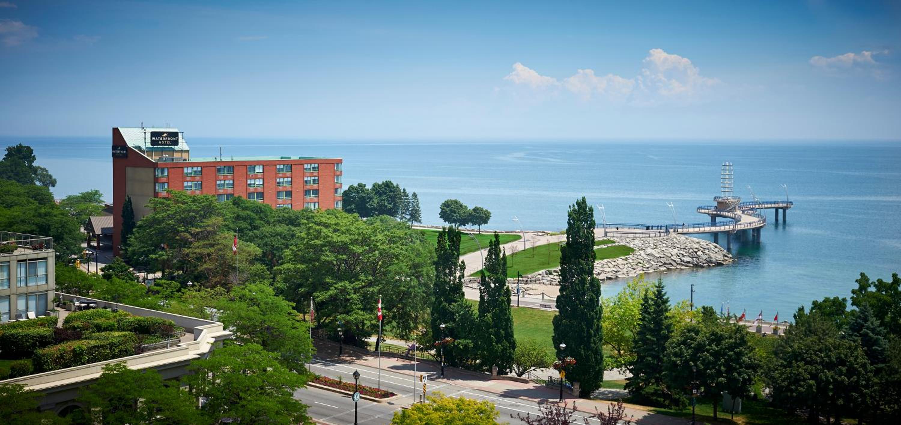 Waterfront Hotel Downtown Burlington - Property Image 10