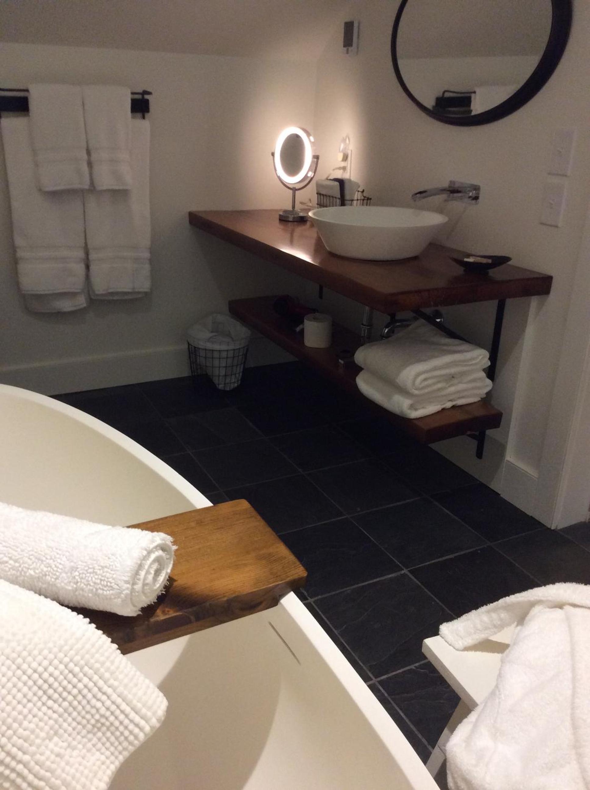 Woodbourne Inn