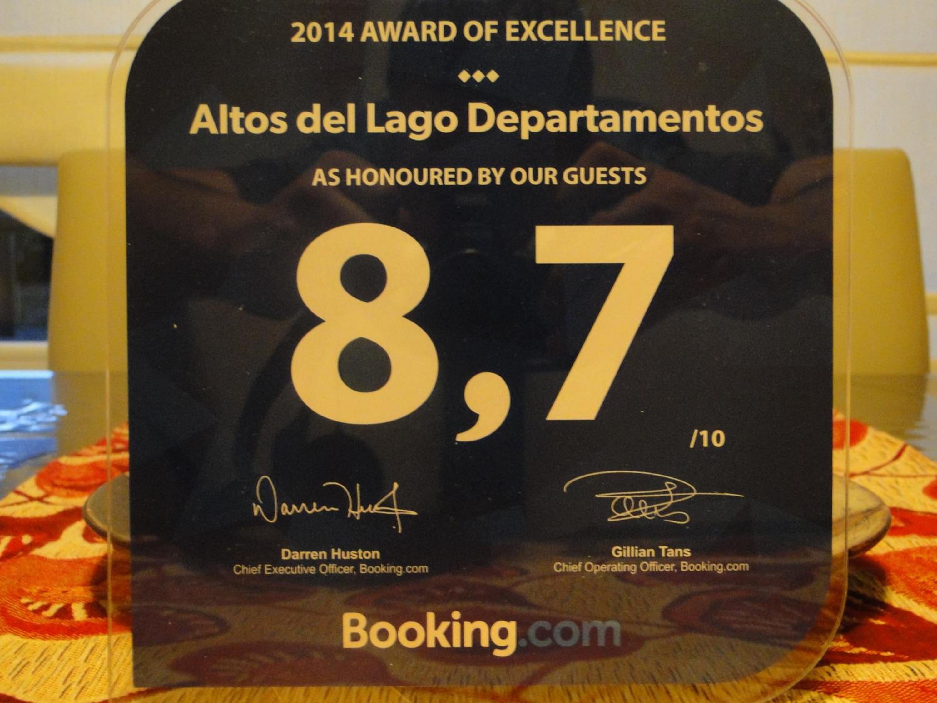 Altos del Lago departamentos