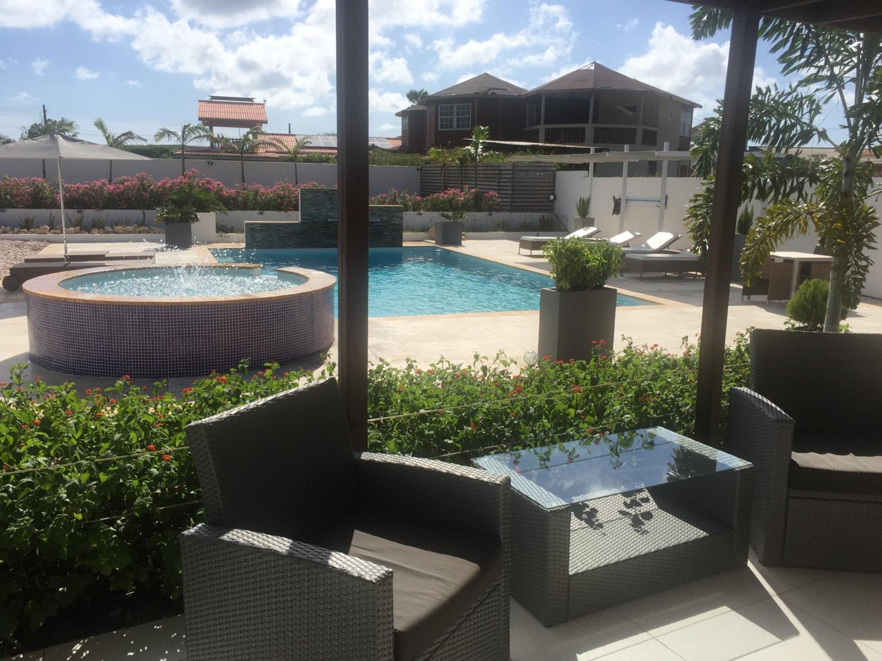 Malika Apartments