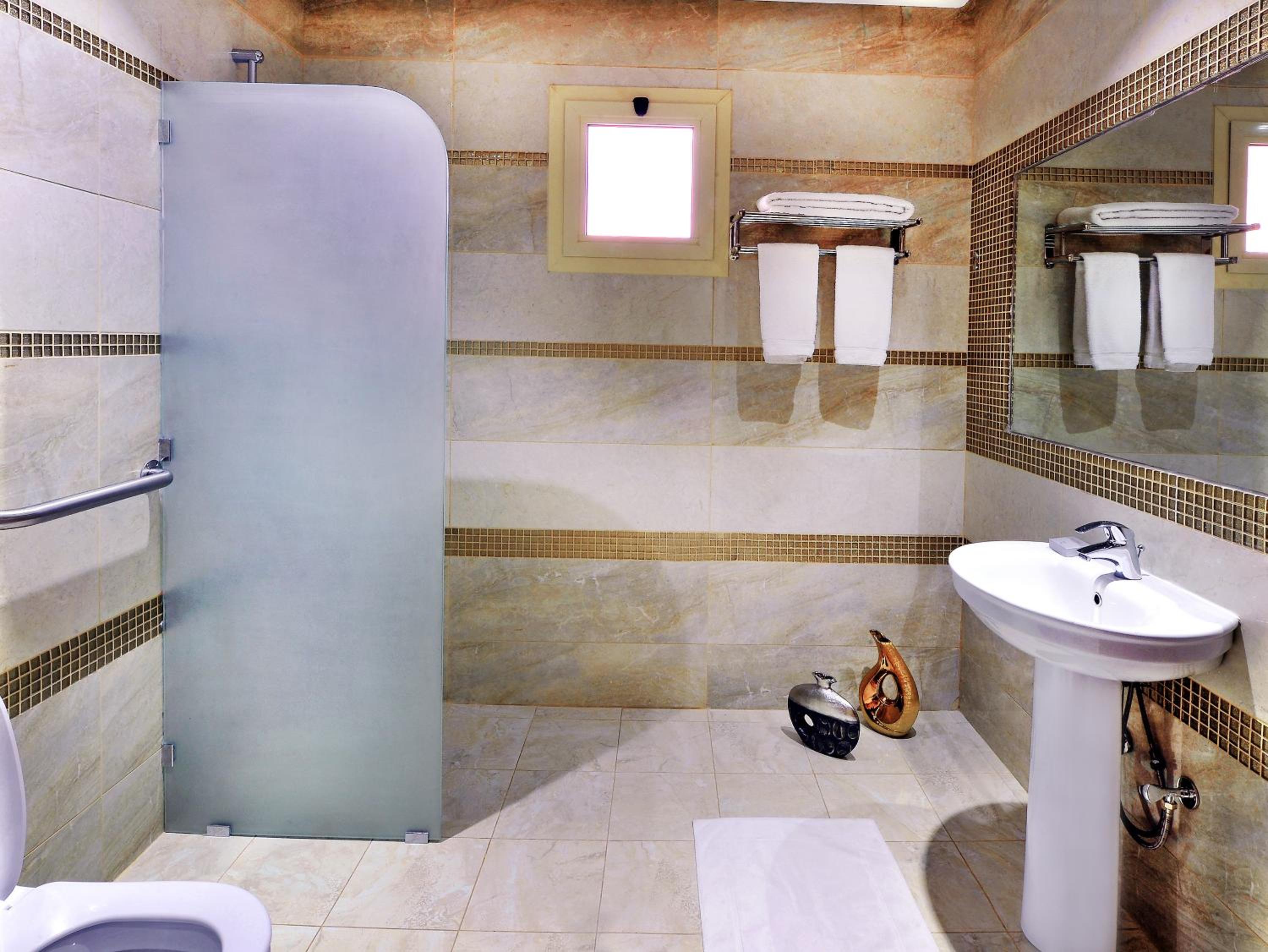 الفنار اوريس شقق مخدومه Auris Al Fanar Serviced apartments
