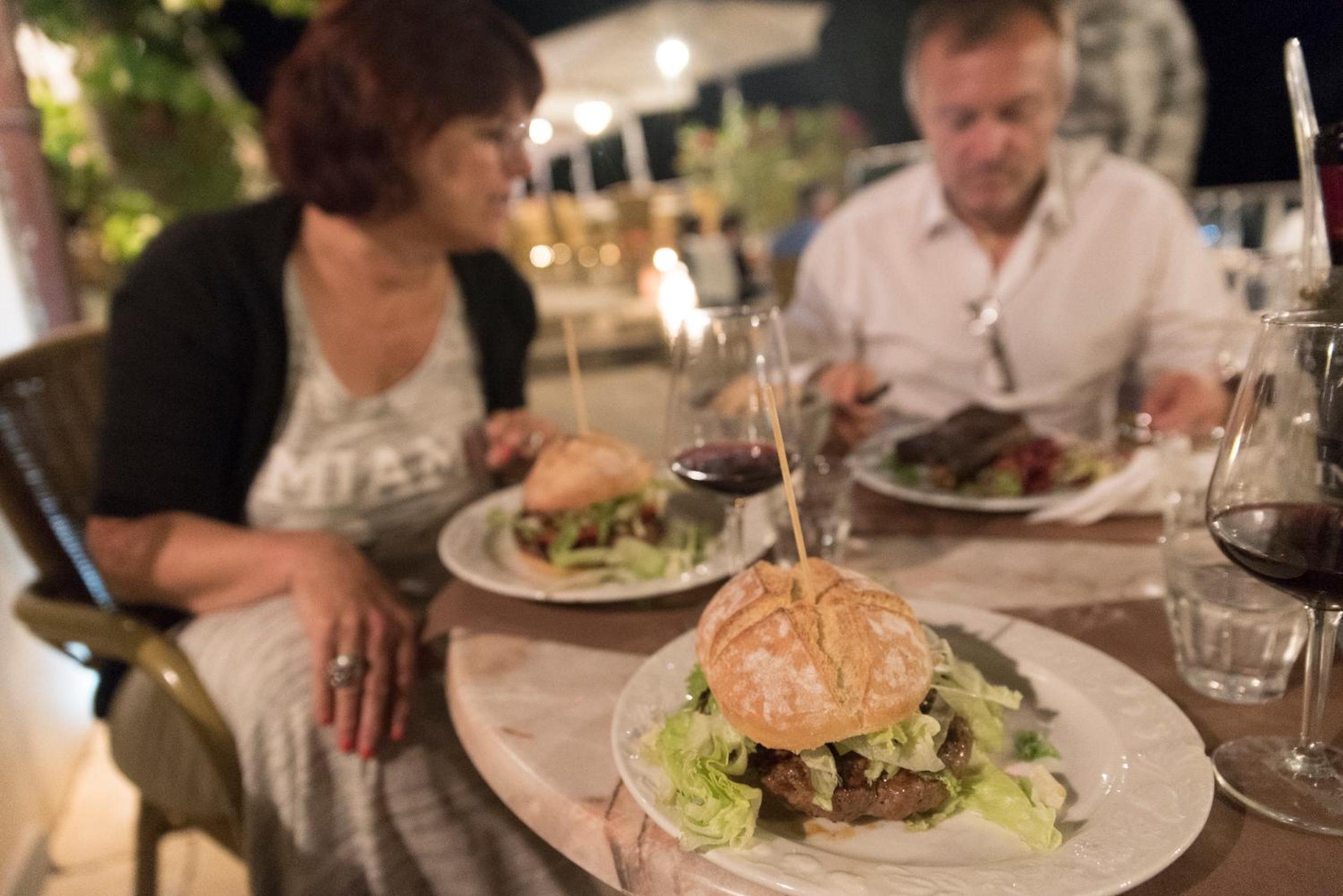 dining