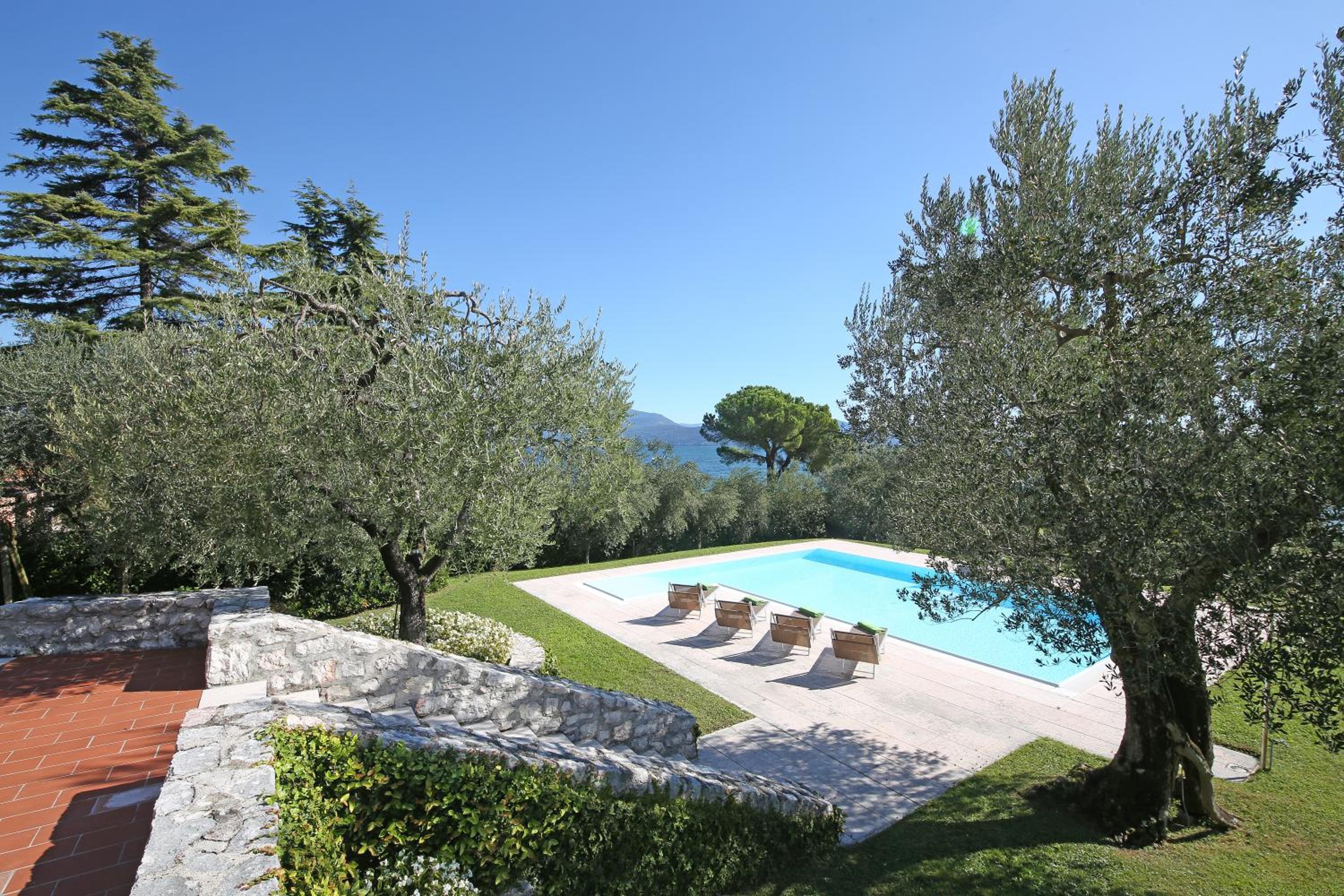 Villa Elena view 3
