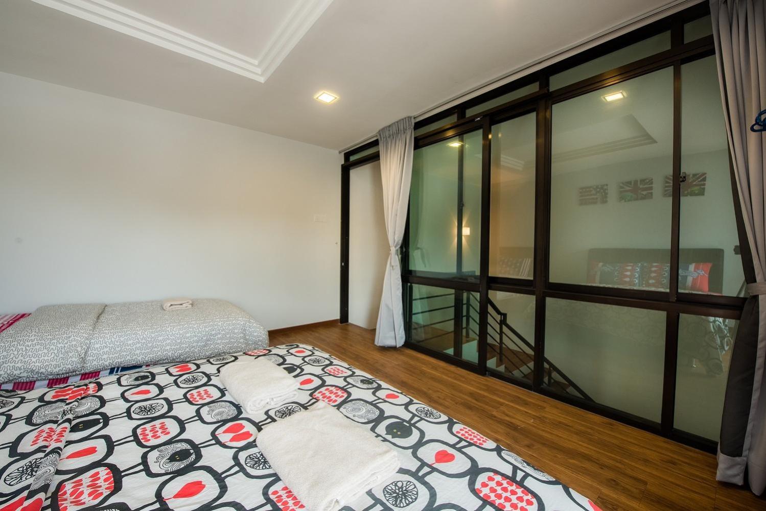 New Shamrock Beach Villas Seaview