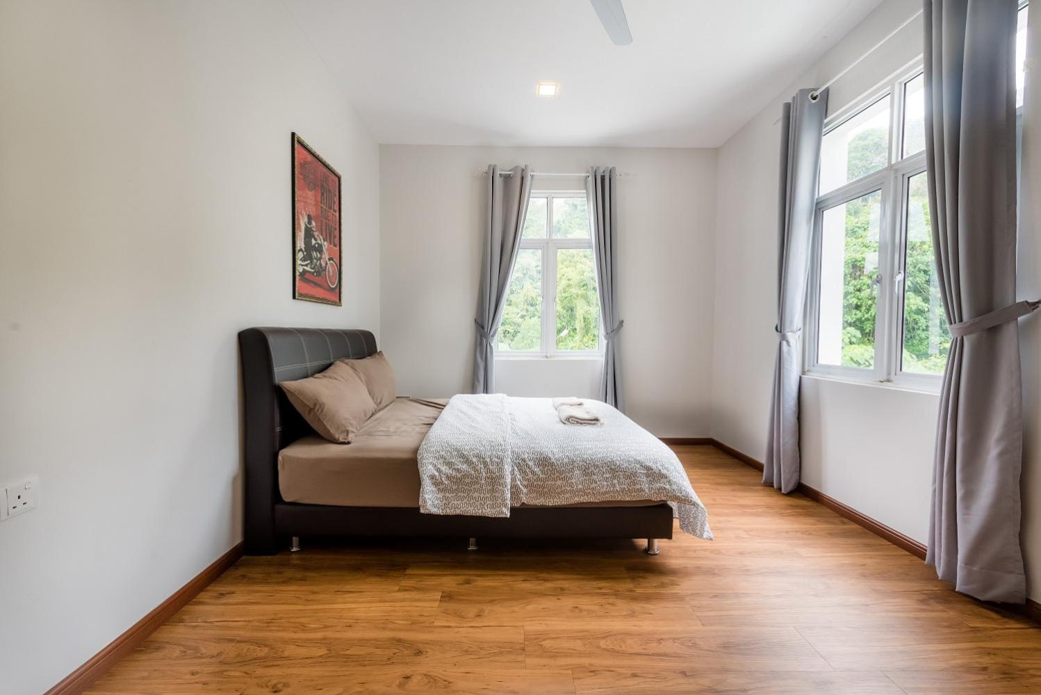 New Shamrock Beach Villas Seaview