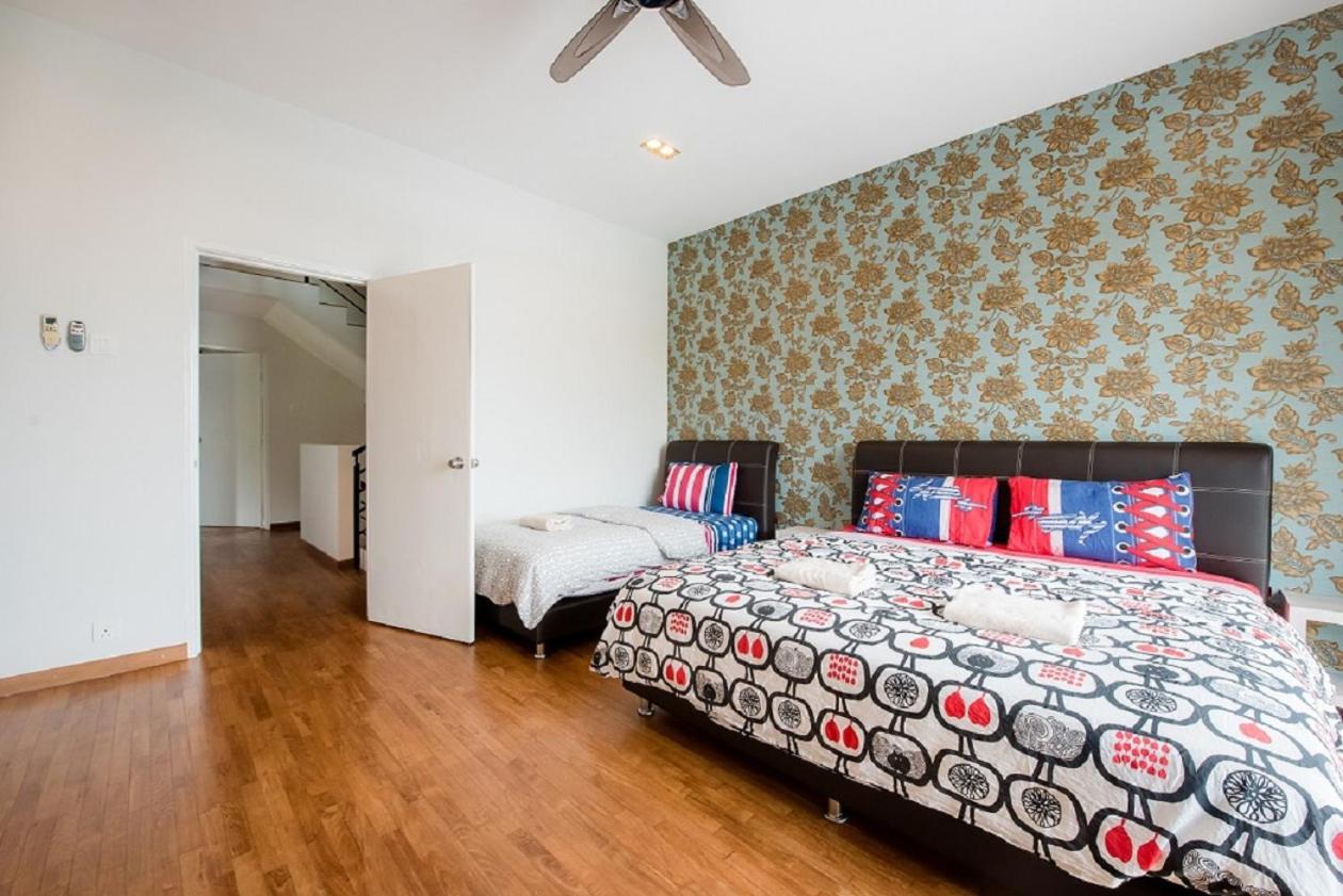 New Shamrock Beach Villas Seaview