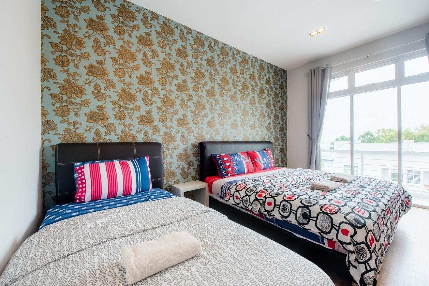 New Shamrock Beach Villas Seaview