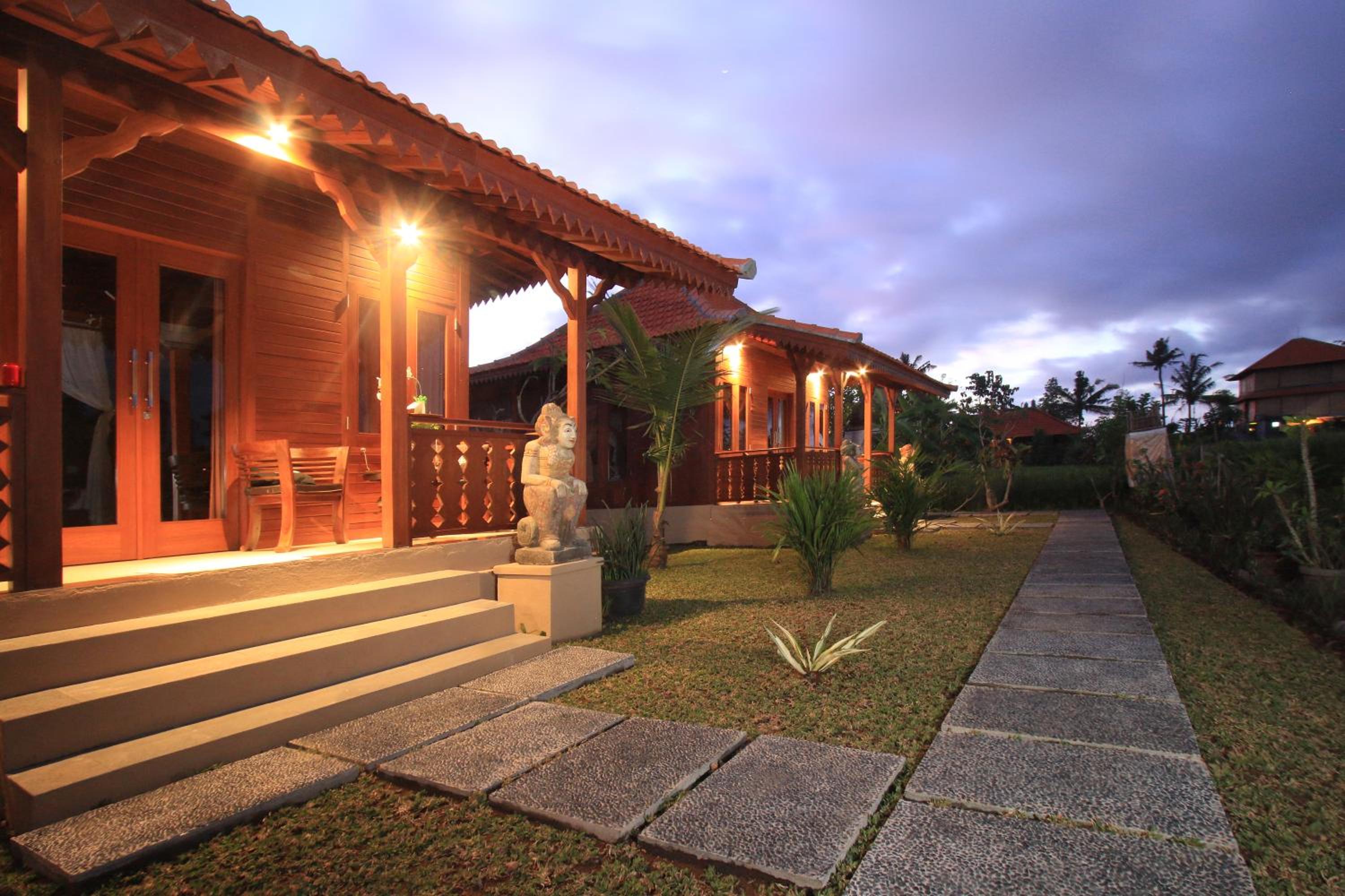 Nur Guest House by Purely view 4